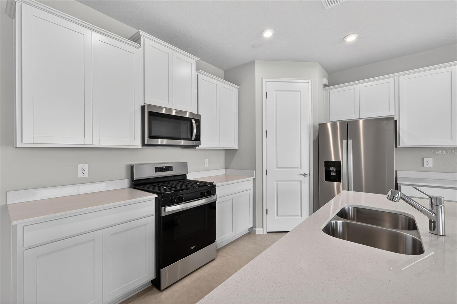 Single Family Residence at 13014 SUNSEED ST, PARRISH, photo 8 of 32
