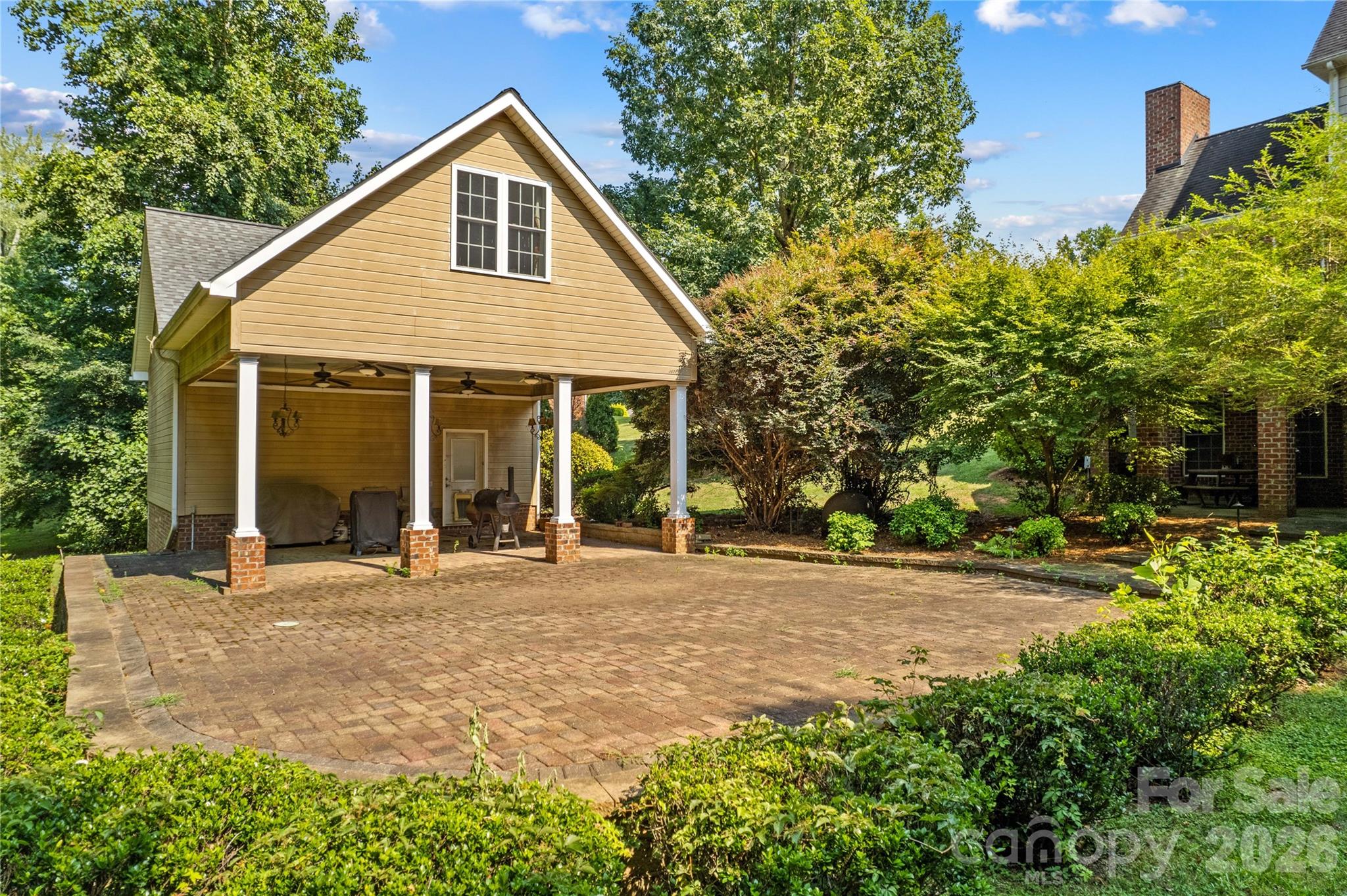 Single Family Residence at 158 Winding Brook Way, Statesville, photo 40 of 48