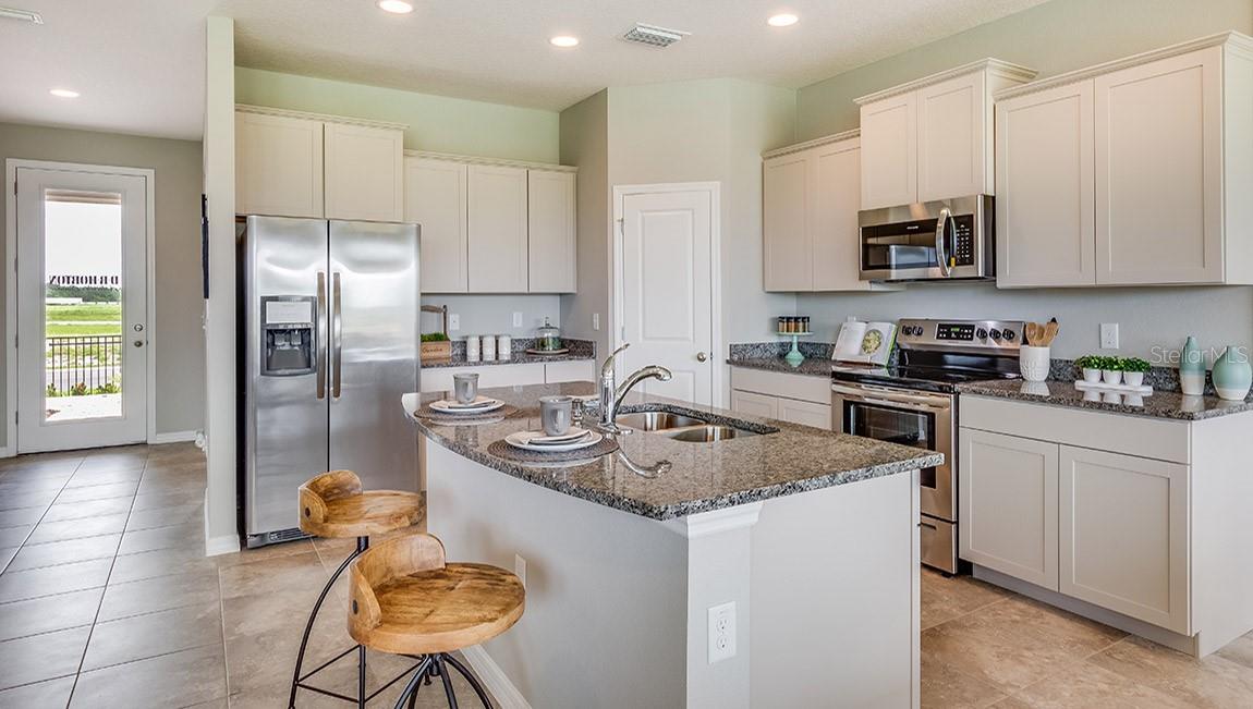 Single Family Residence at 11916 KINGSLEY TRL, PARRISH, photo 3 of 32