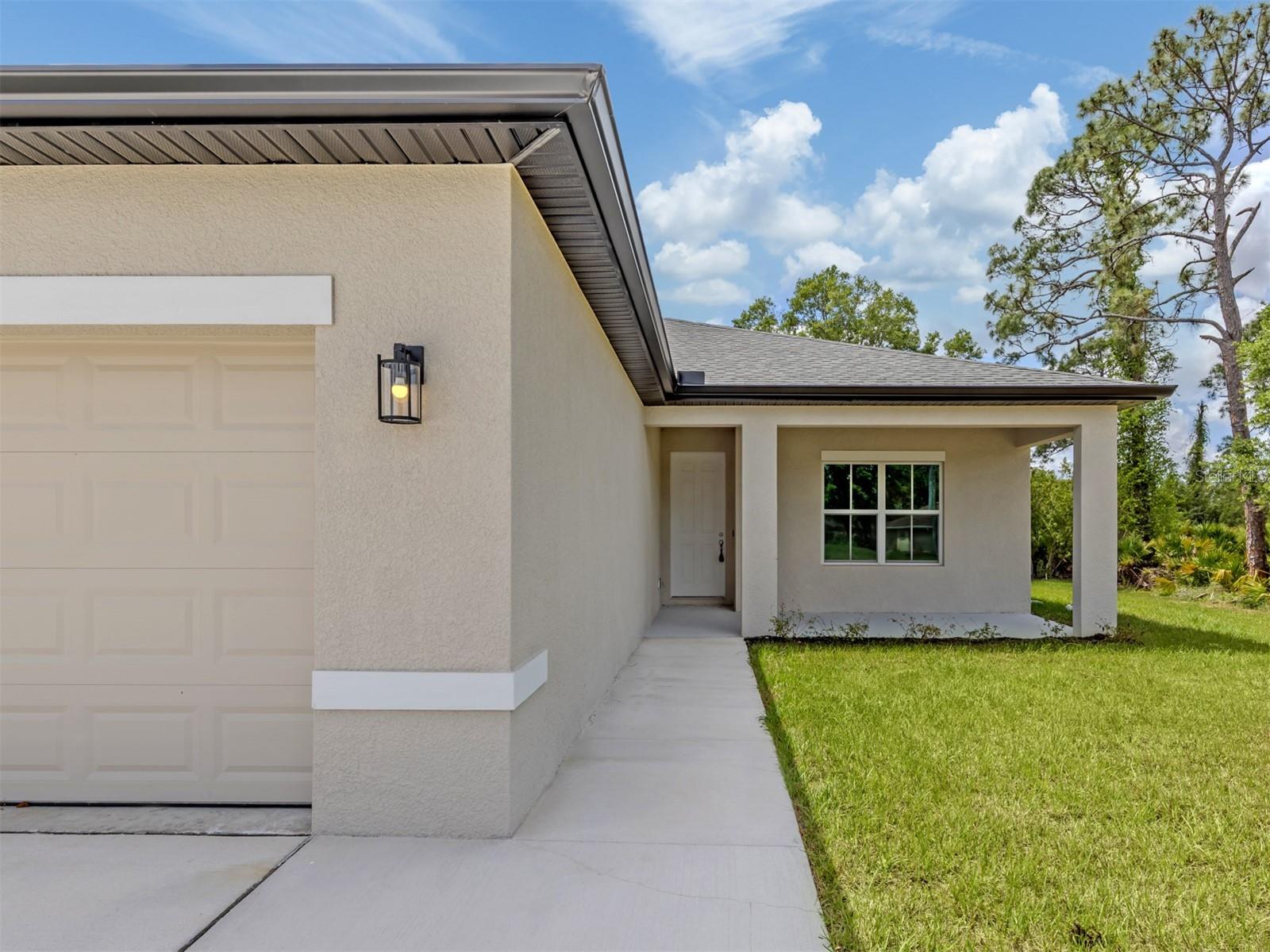Single Family Residence at 1047 COMFORT LN, NORTH PORT, photo 2 of 70