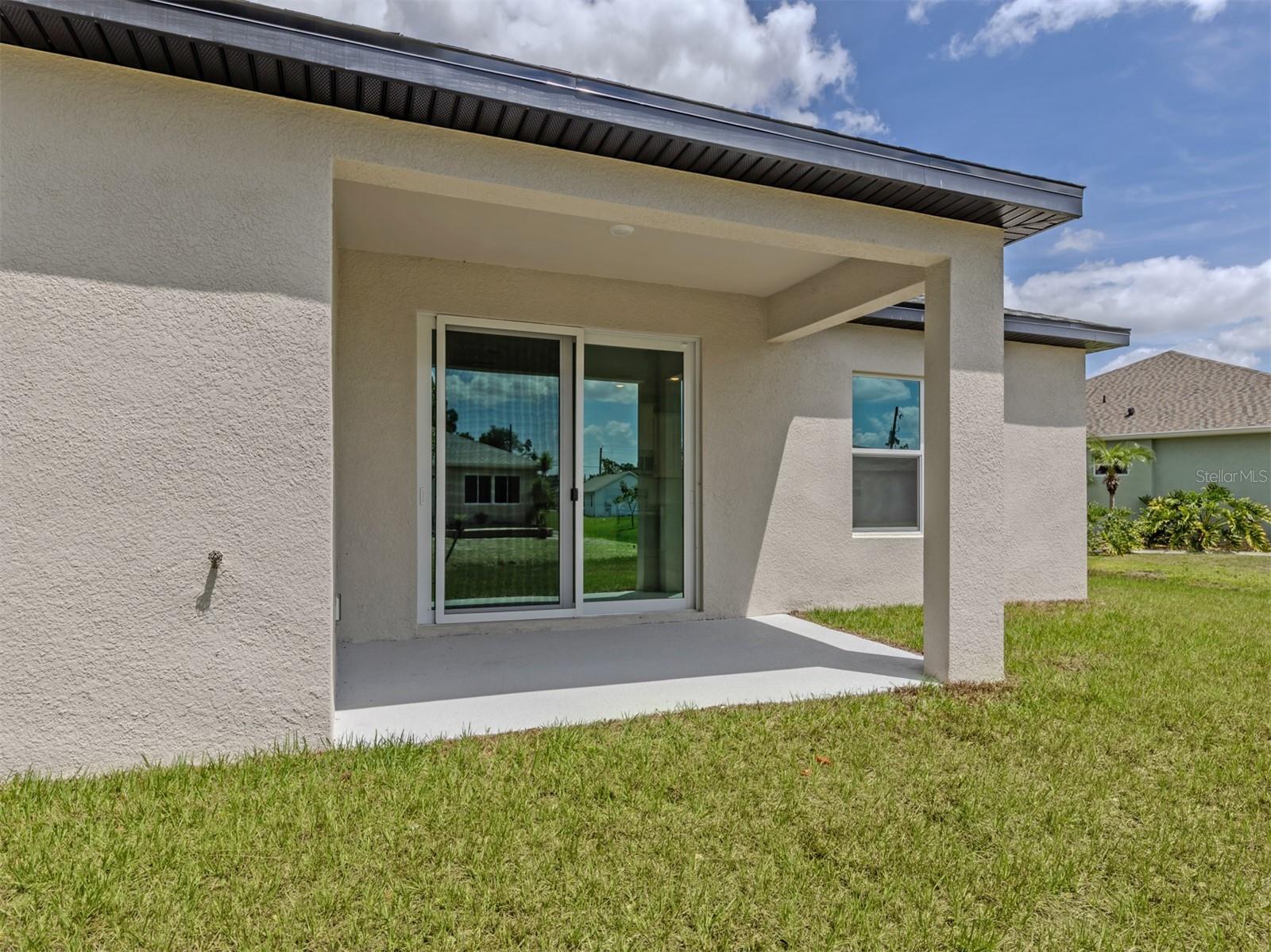 Single Family Residence at 1047 COMFORT LN, NORTH PORT, photo 4 of 70