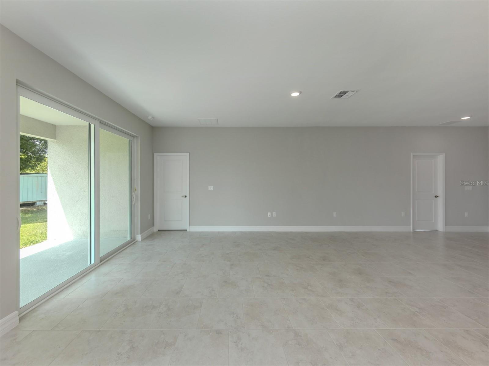 Single Family Residence at 1047 COMFORT LN, NORTH PORT, photo 26 of 70