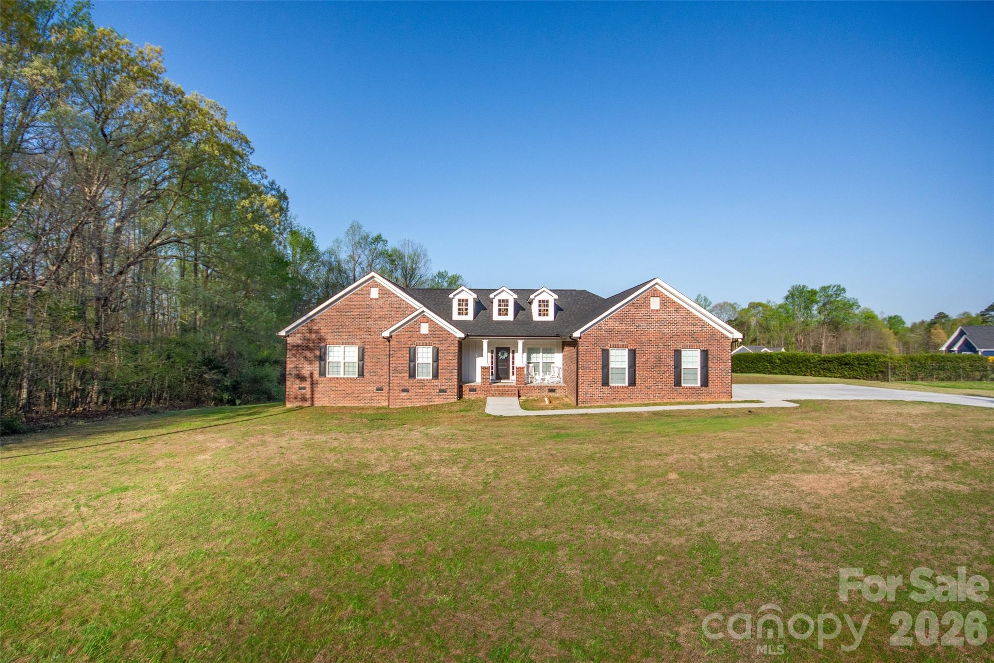 Single Family Residence at 540 New Salem Road, Statesville, photo 2 of 36