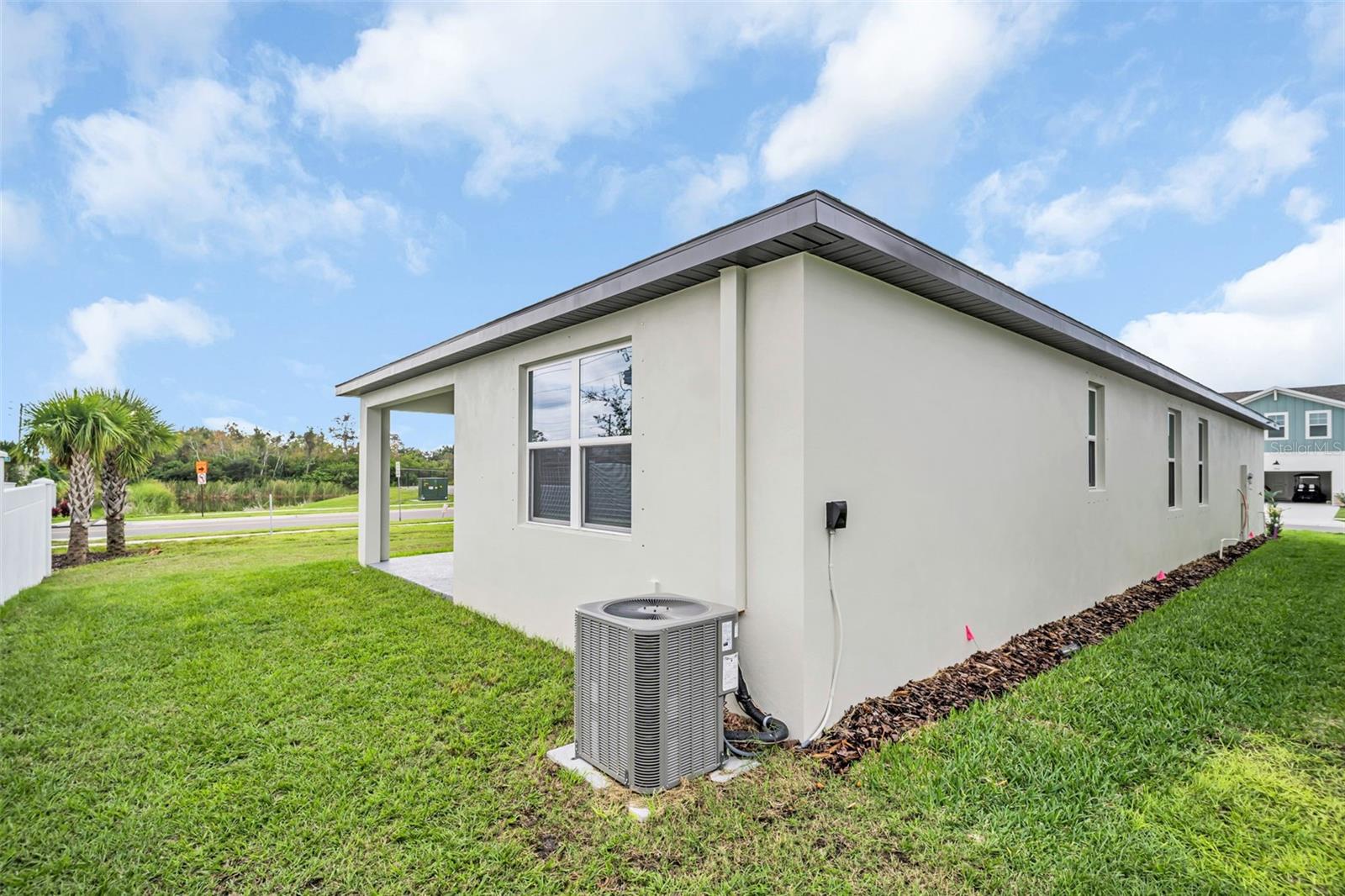 Back exterior - 7994 CHANDLER LAKE CT #Lot 16, HUDSON