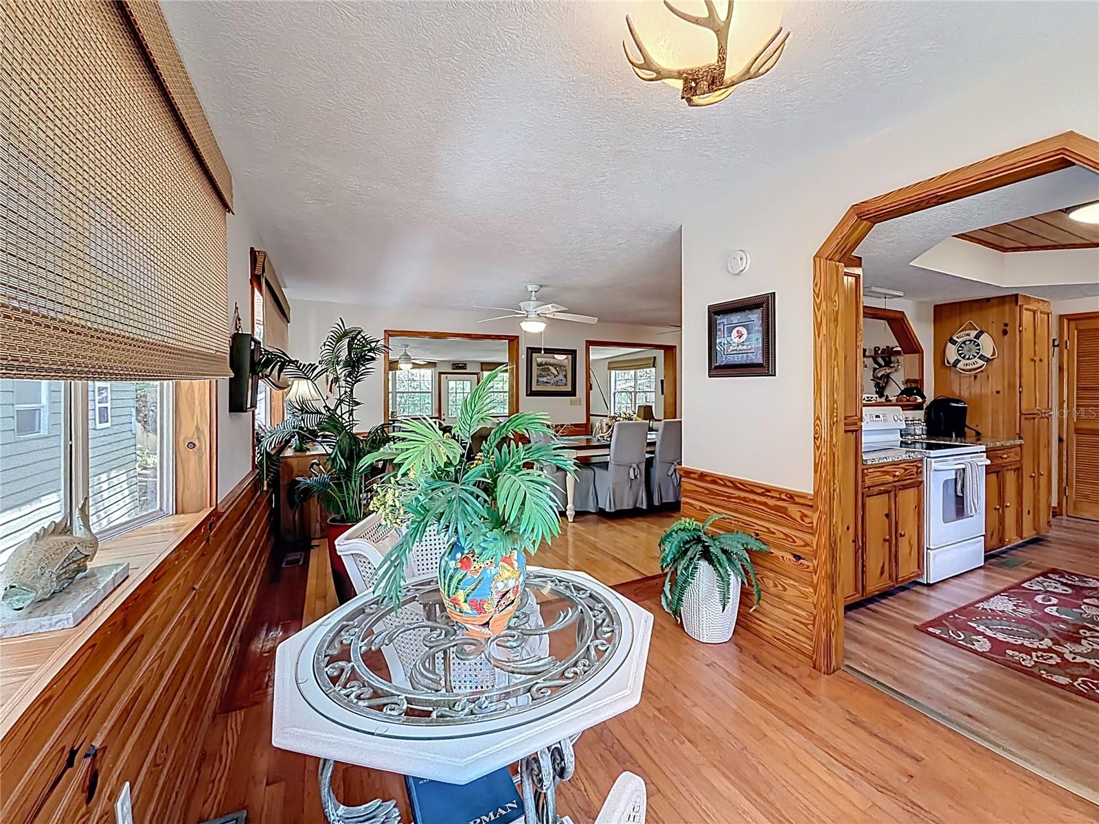 Mobile Home at 4129 E RIVERSIDE DR, DUNNELLON, photo 28 of 66
