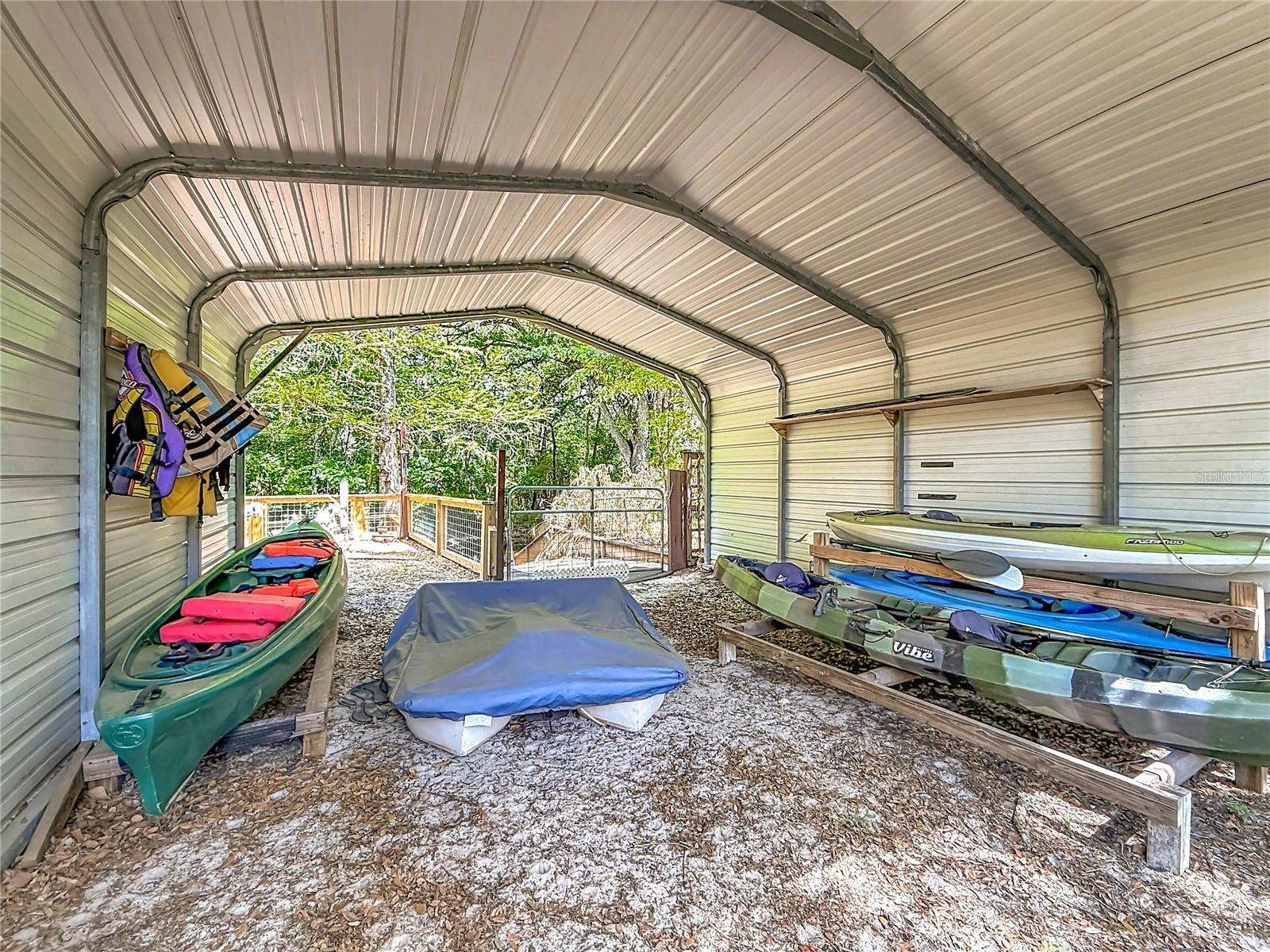 Mobile Home at 4129 E RIVERSIDE DR, DUNNELLON, photo 48 of 66
