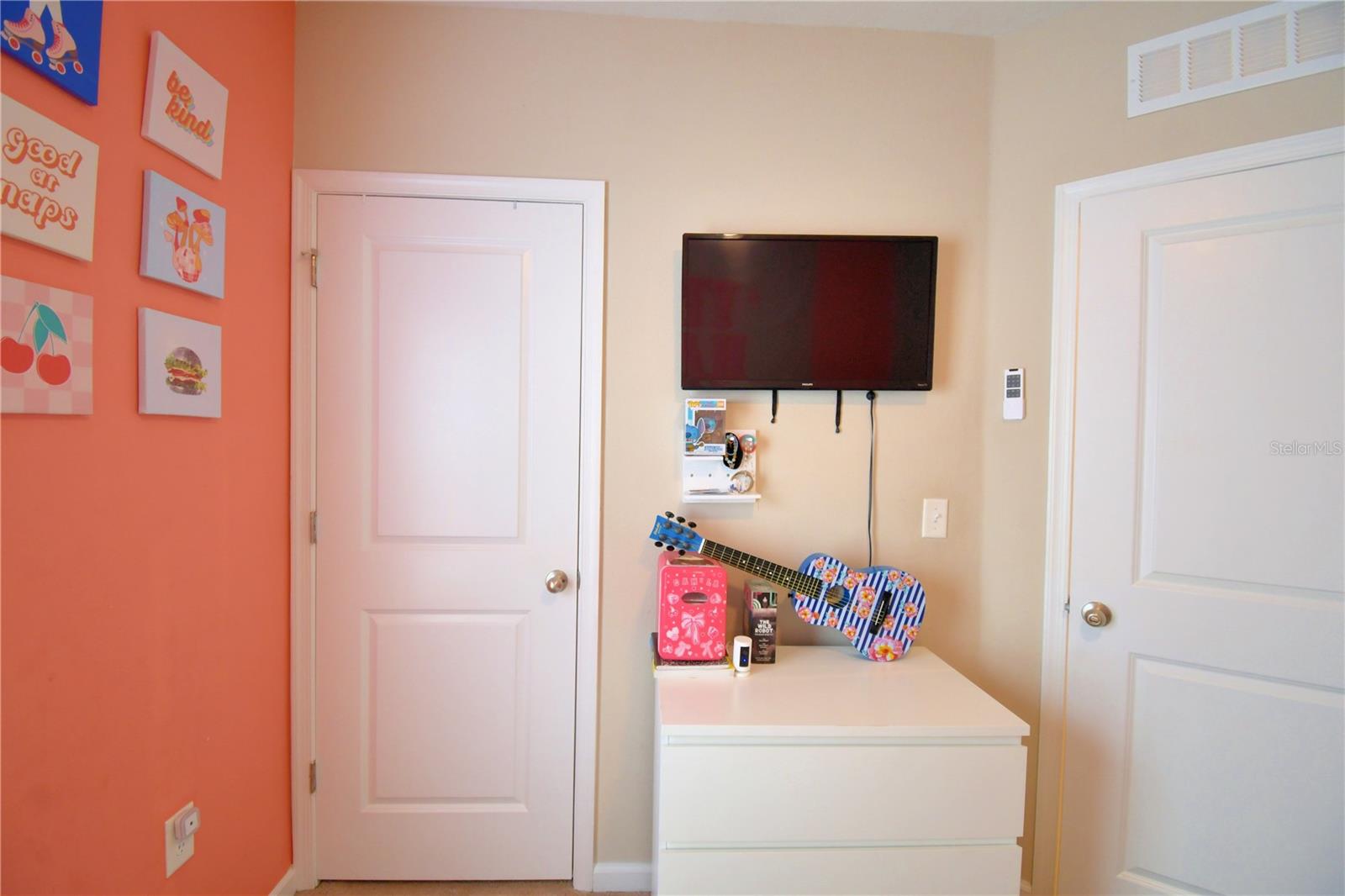 Single Family Residence at 542 EAGLE LANDING BOULEVARD, WINTER HAVEN, photo 20 of 59