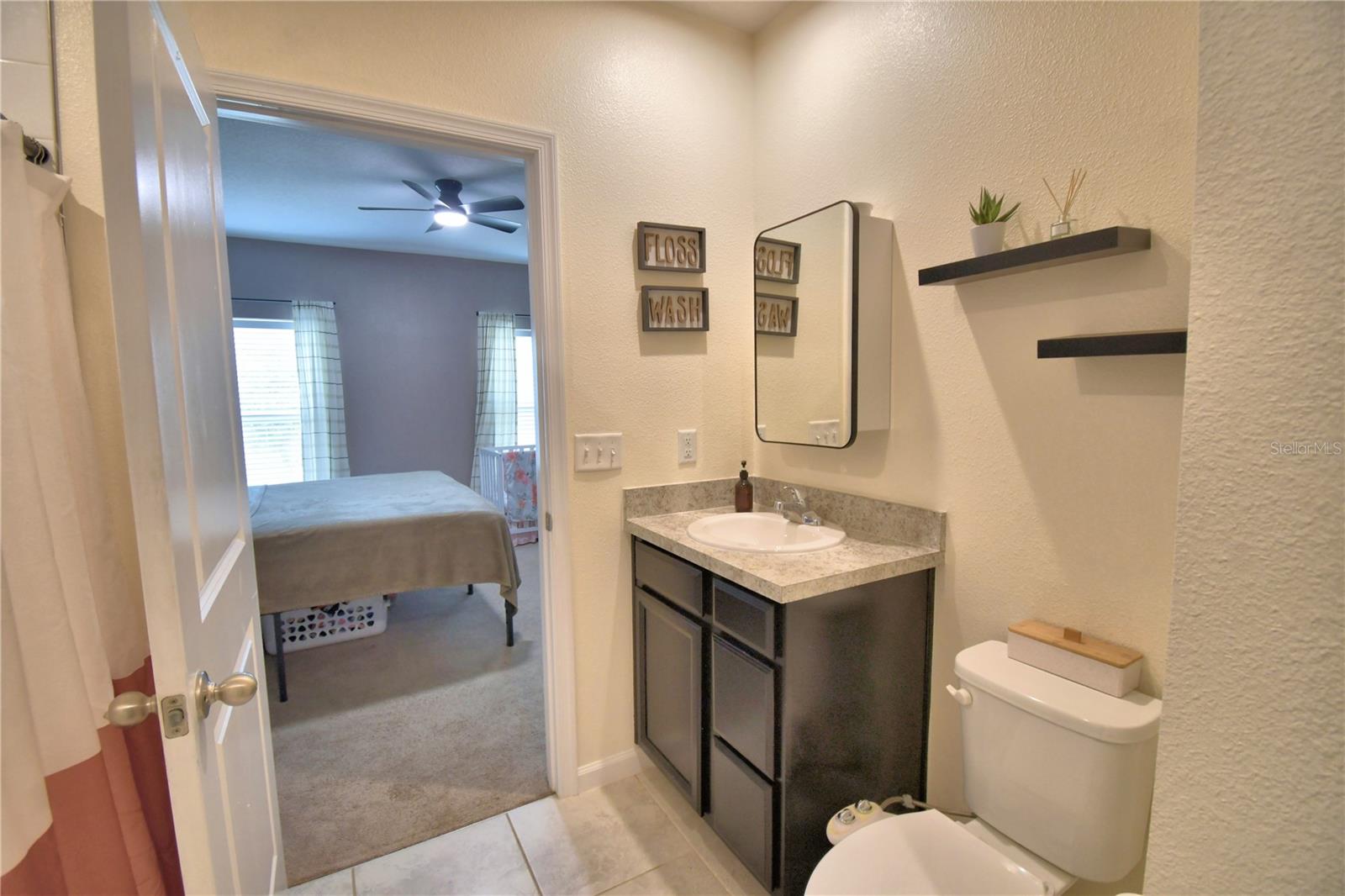 Single Family Residence at 542 EAGLE LANDING BOULEVARD, WINTER HAVEN, photo 36 of 59