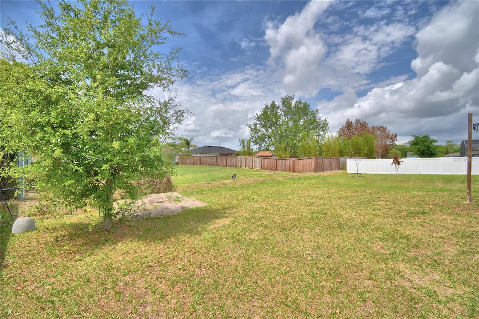 Single Family Residence at 542 EAGLE LANDING BOULEVARD, WINTER HAVEN, photo 52 of 59