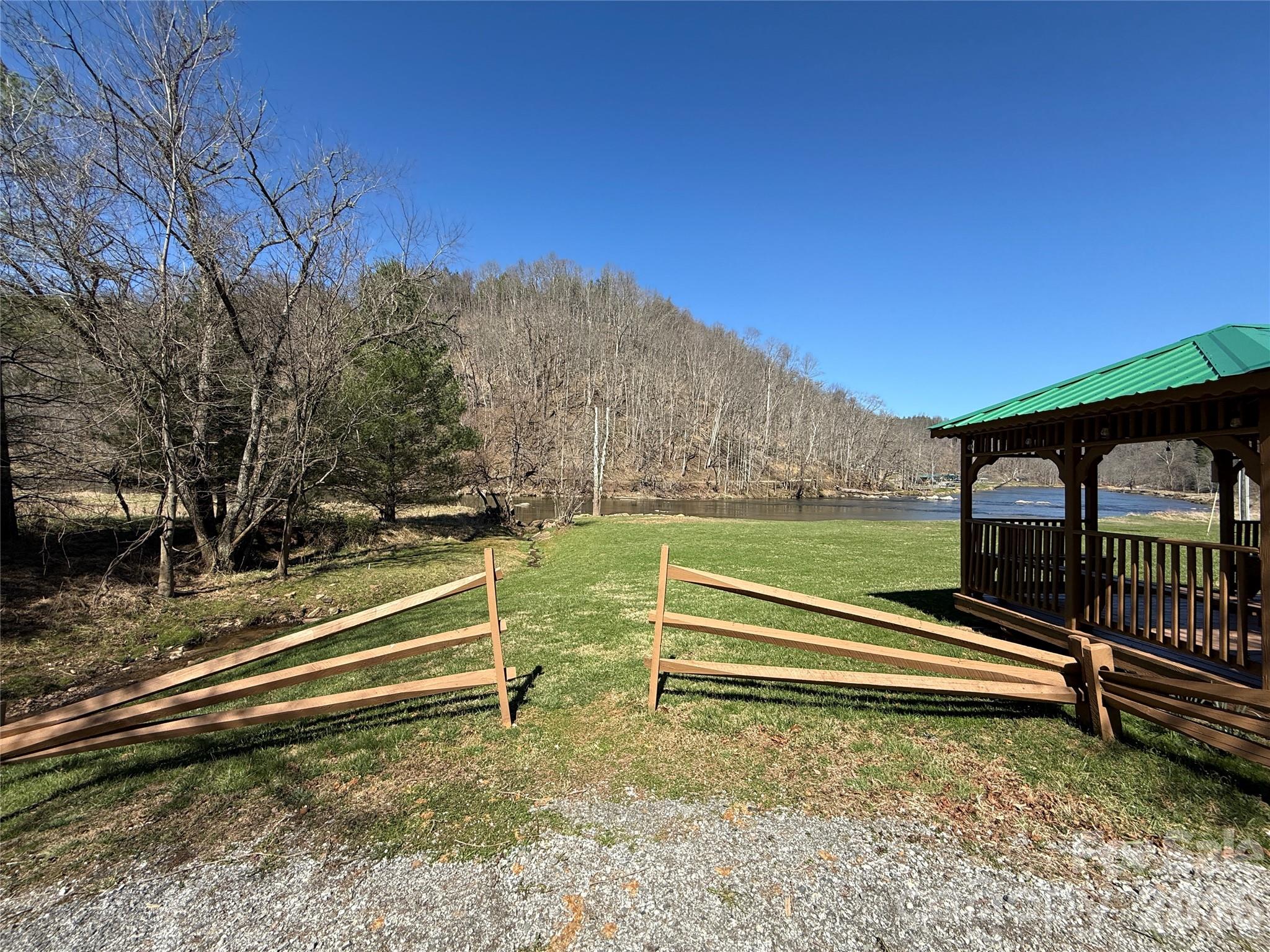 Two River Country Common Area - TBD (Lot 21 & 22) Martha Lane, Piney Creek