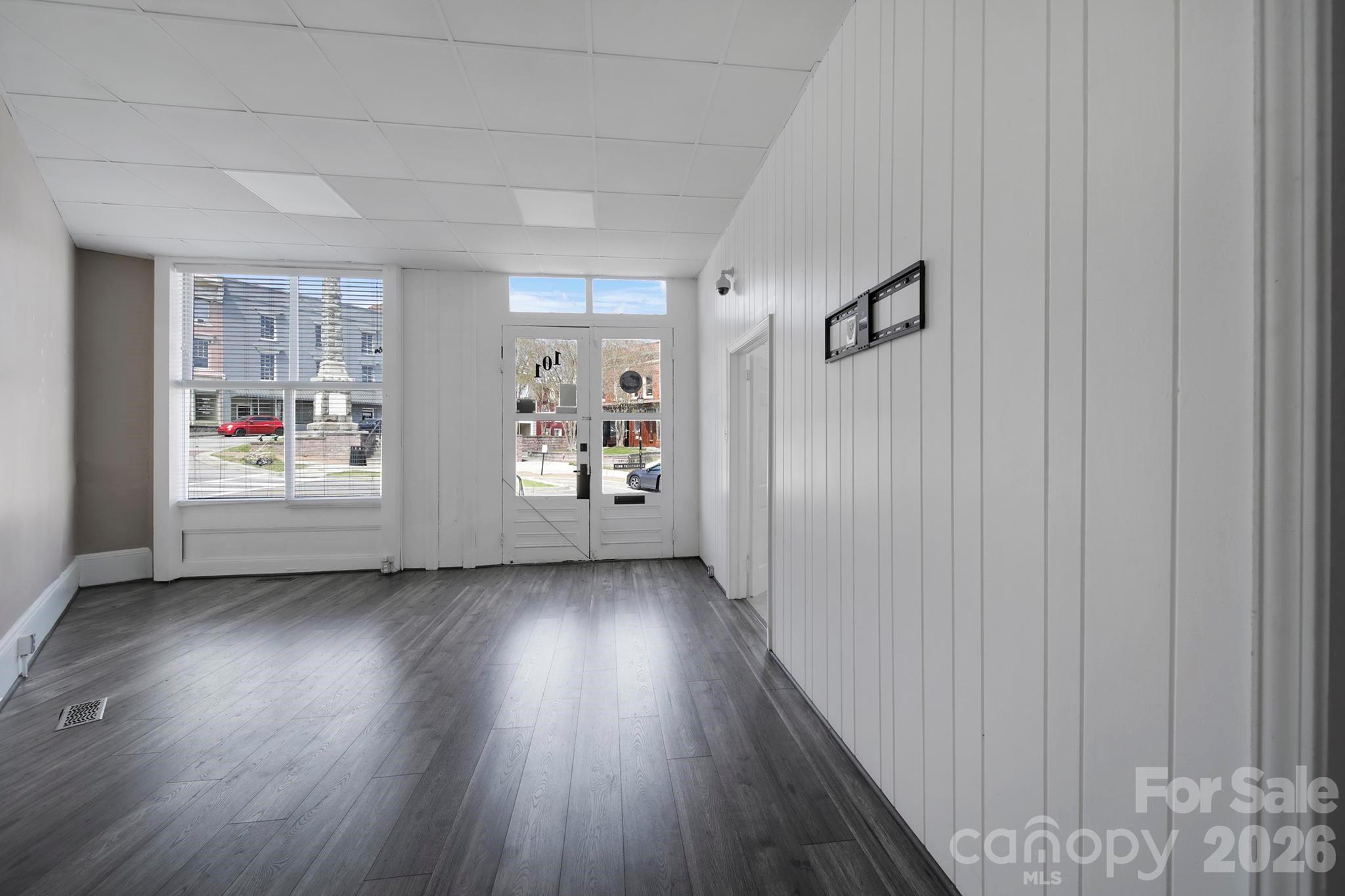 Retail at 101 Gadsden Street, Chester, photo 4 of 19