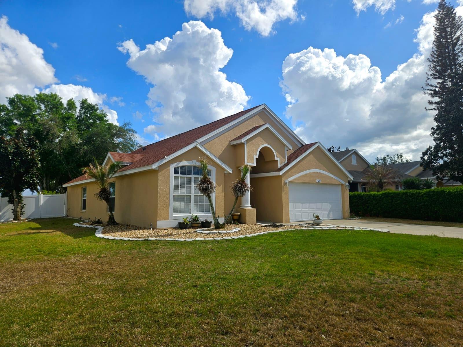 15601 AUTUMN GLEN AVE