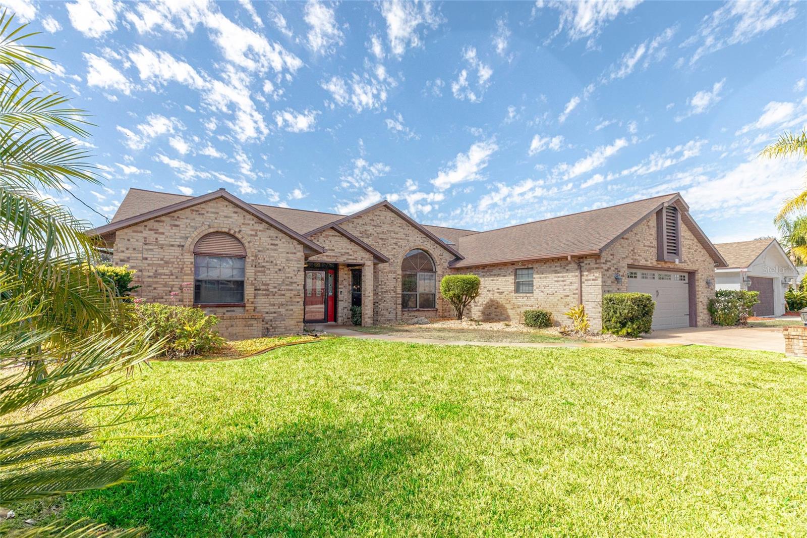 27 CHERRYTREE CT