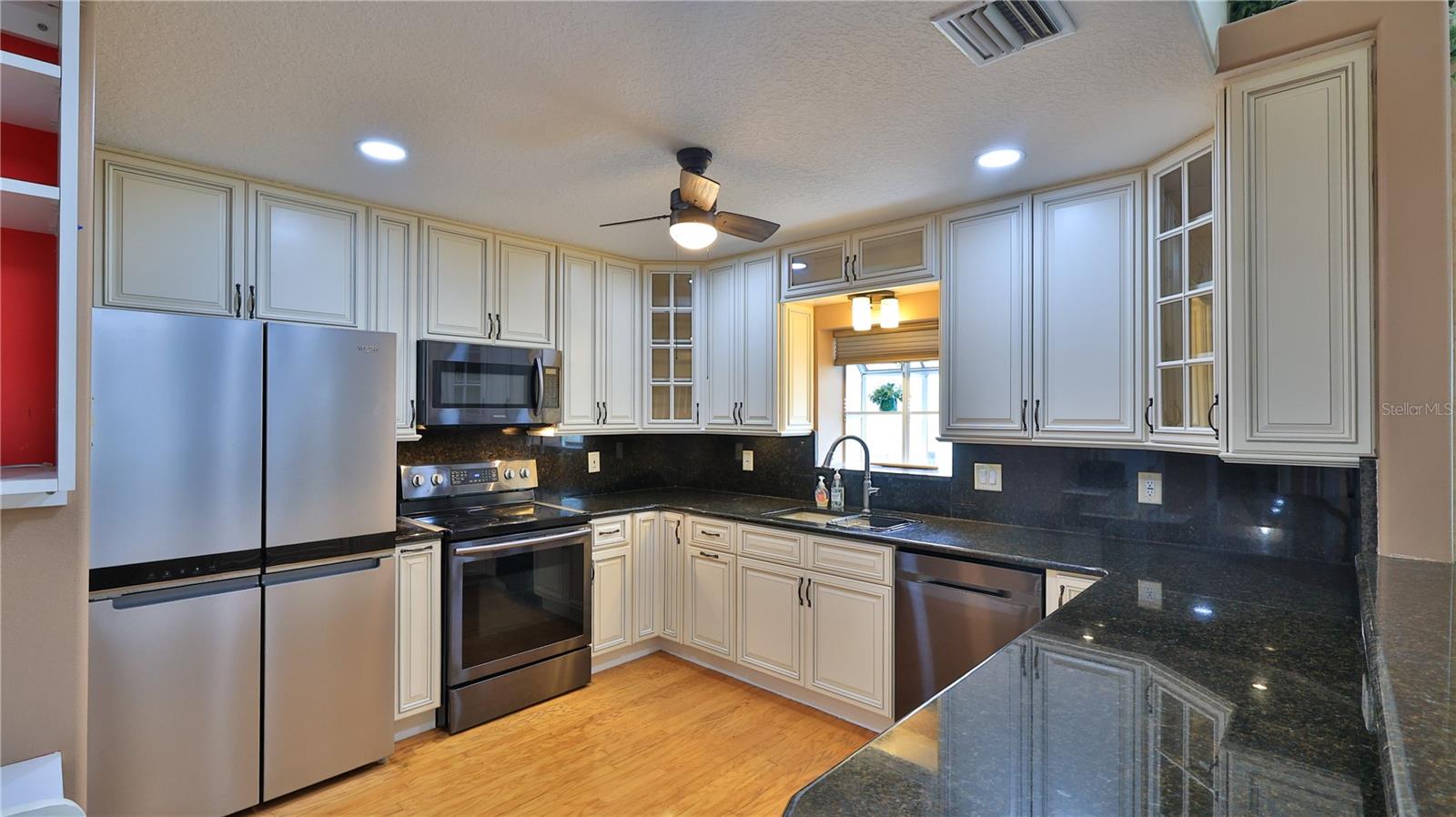 Single Family Residence at 87 CIMMARON DR, PALM COAST, photo 19 of 47