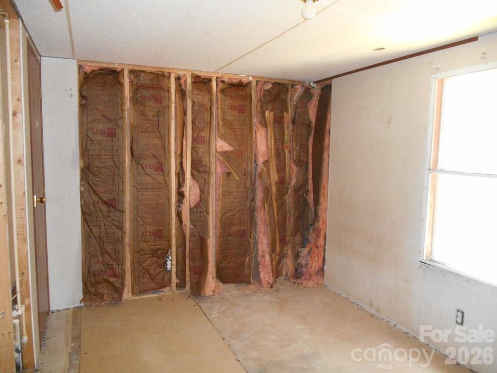 Bedroom 2 - 2184 Stove Drive, Newton