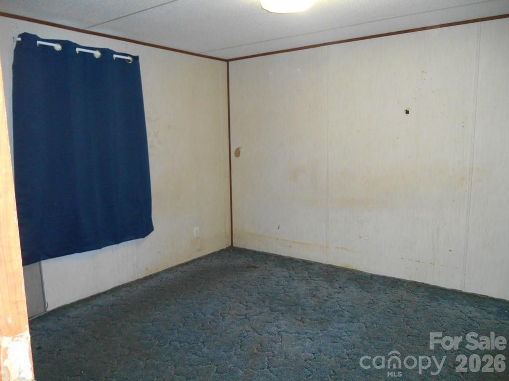 Primary Bedroom - 2184 Stove Drive, Newton