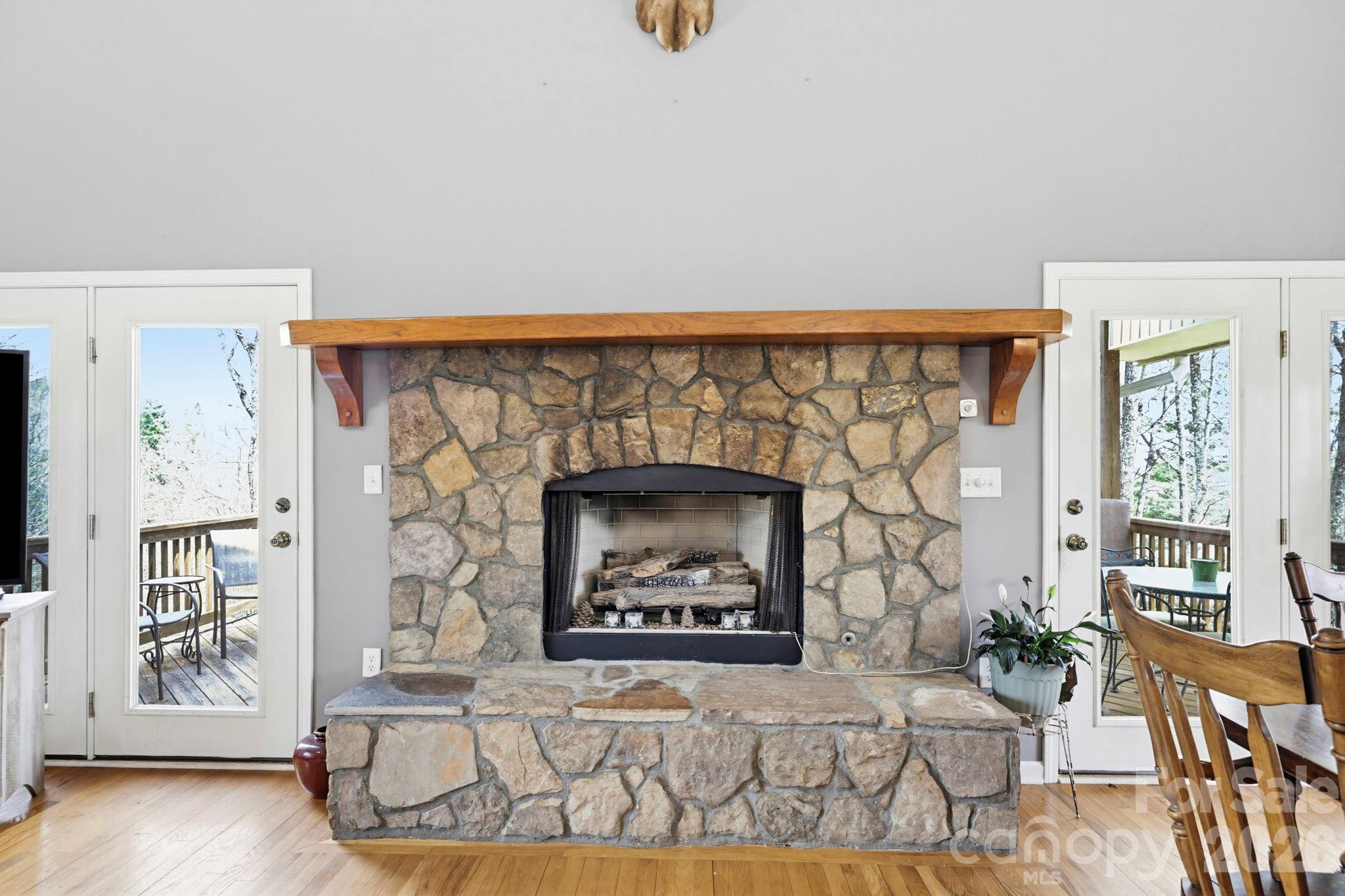 Gas fireplace - 13705 Rosman Highway, Lake Toxaway