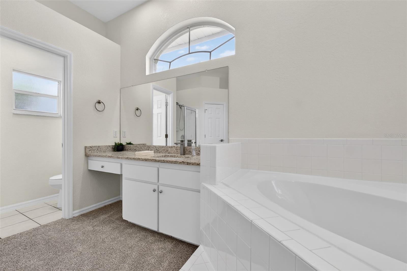 Private water closet - 131 RUBY LAKE DR, WINTER HAVEN