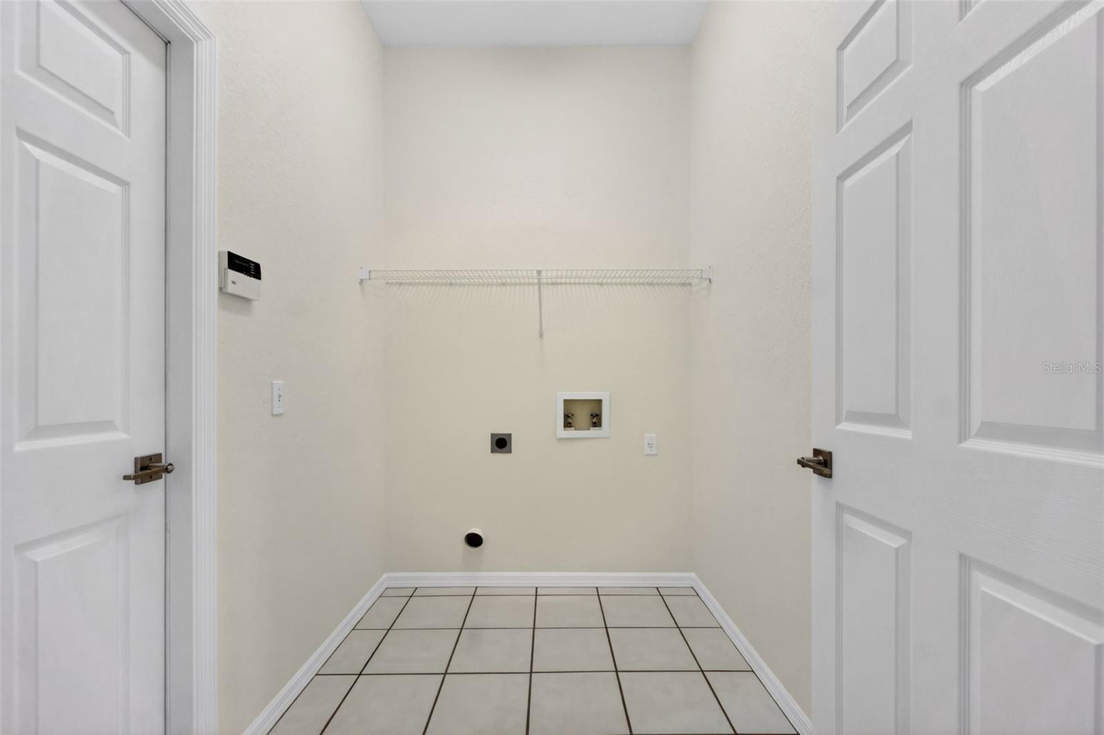Laundry room - 131 RUBY LAKE DR, WINTER HAVEN