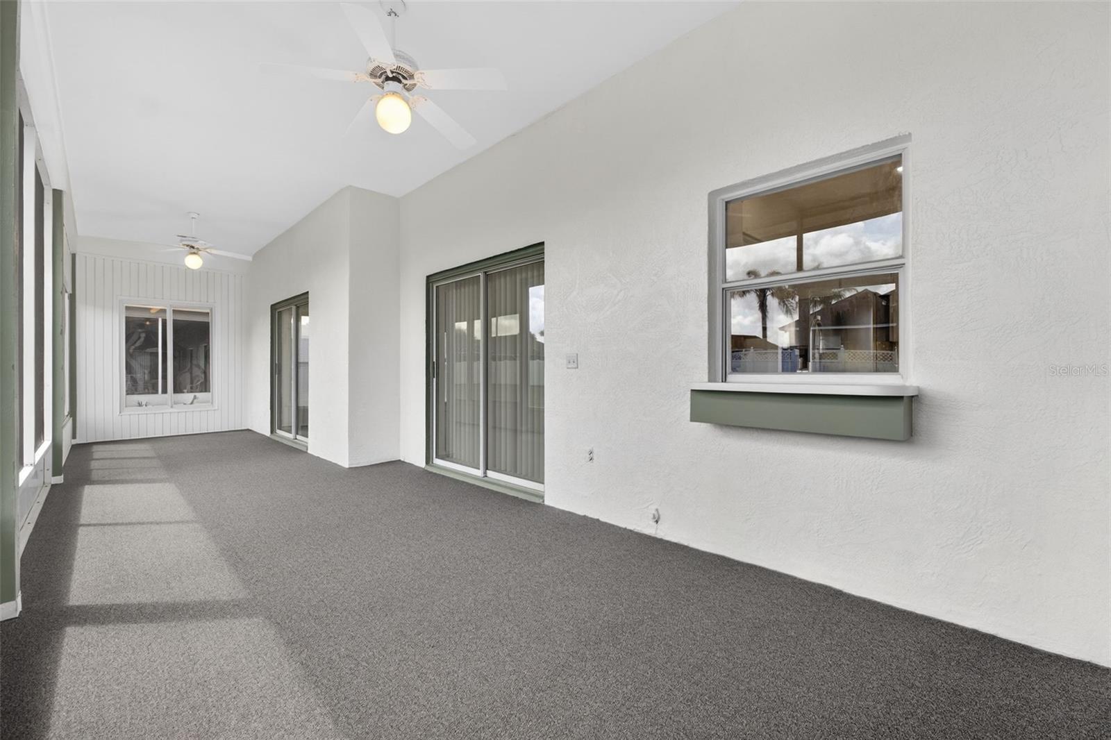 Great for indoor-outdoor entertainment - 131 RUBY LAKE DR, WINTER HAVEN