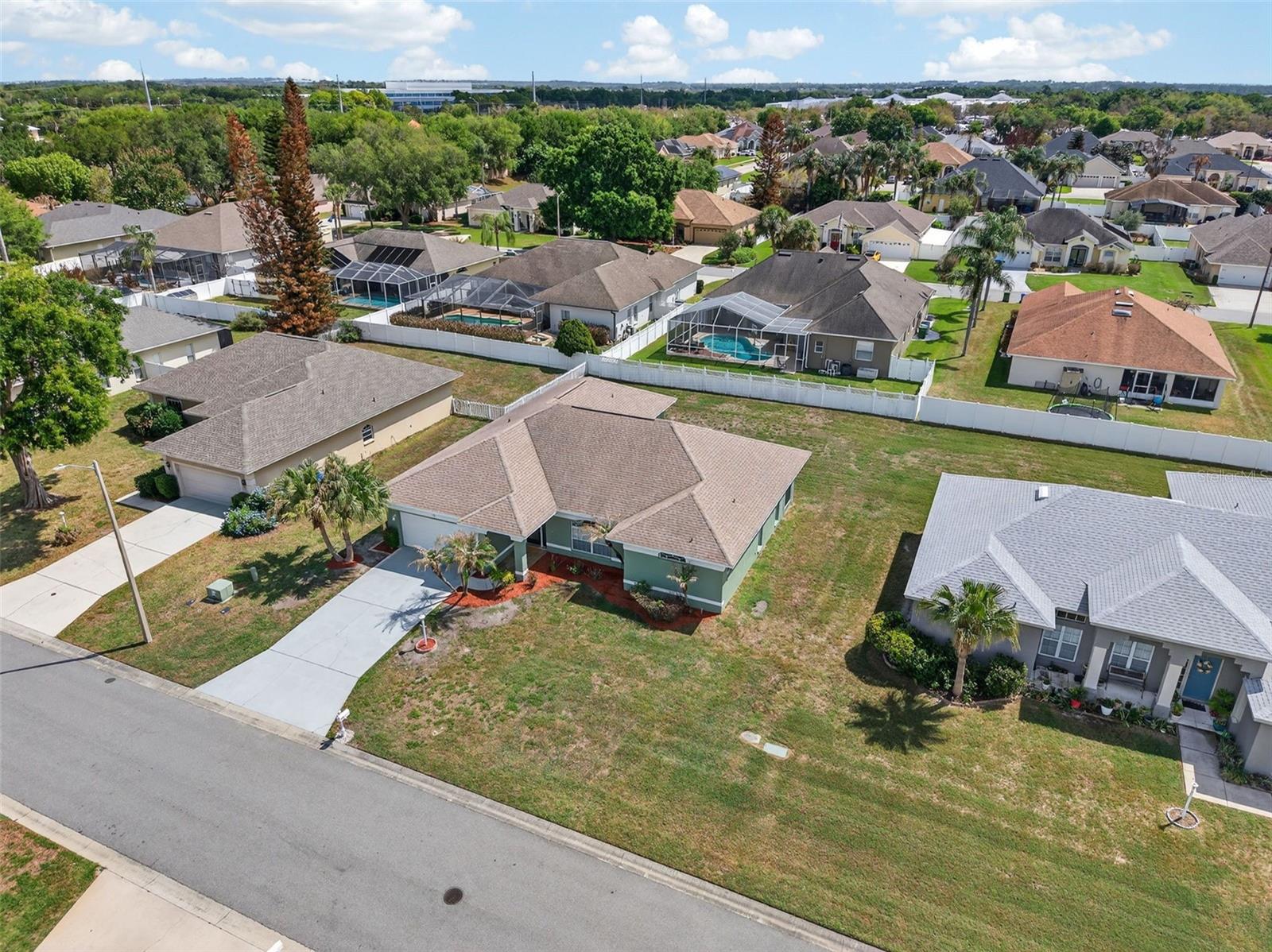 Single Family Residence at 131 RUBY LAKE DR, WINTER HAVEN, photo 57 of 71