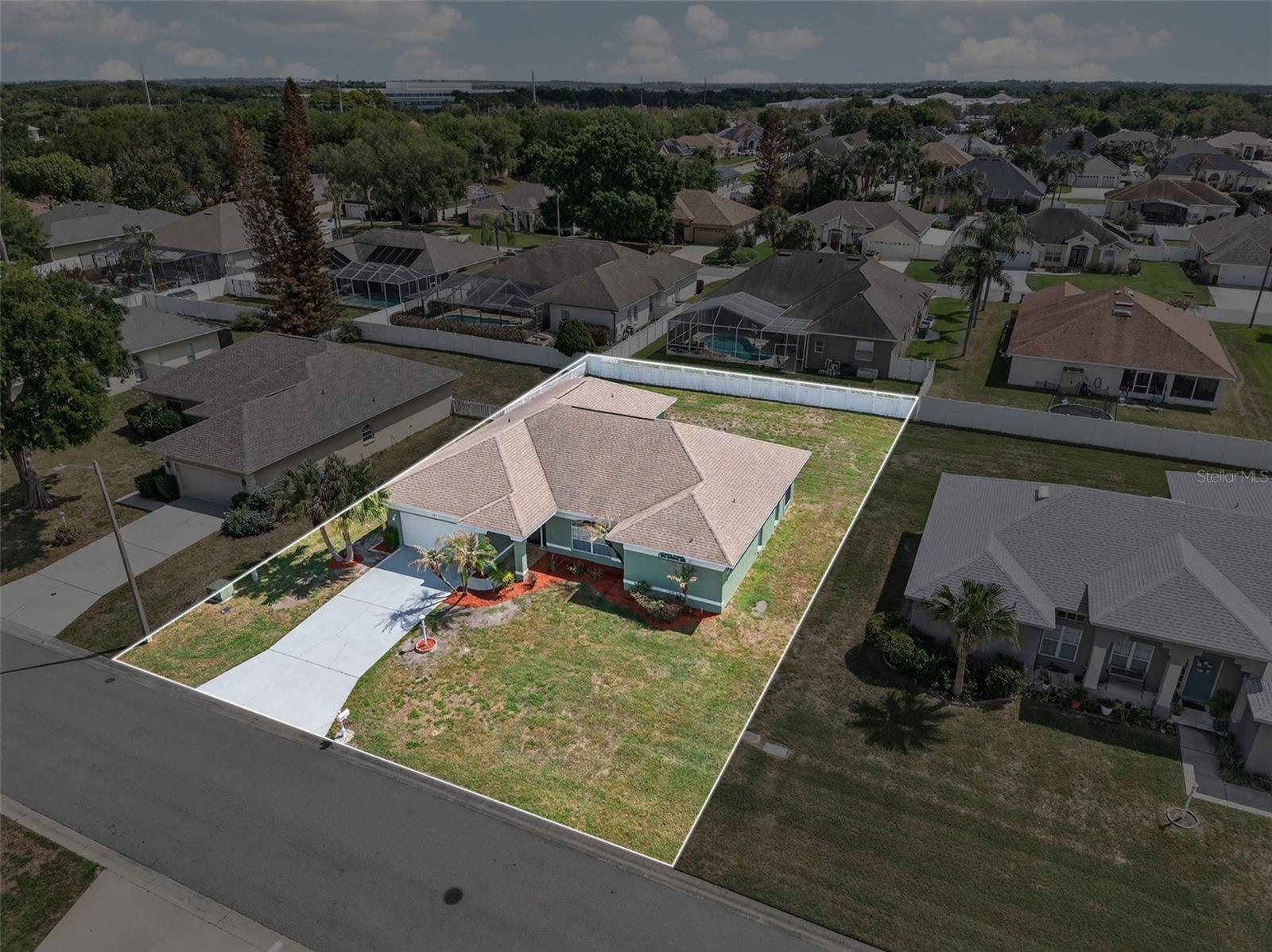 Single Family Residence at 131 RUBY LAKE DR, WINTER HAVEN, photo 58 of 71