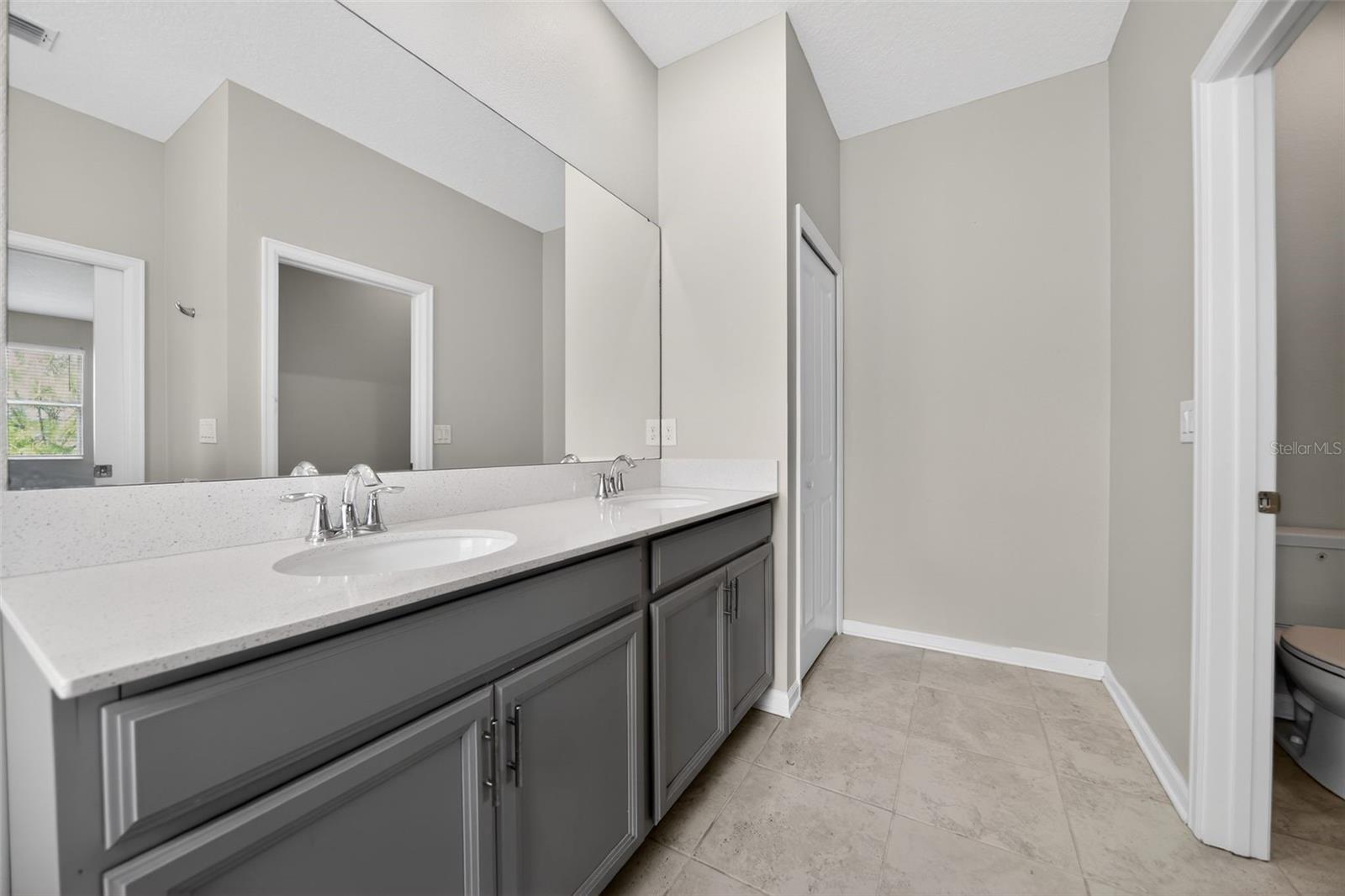Condominium at 1181 DROP LN #0, DAVENPORT, photo 25 of 39