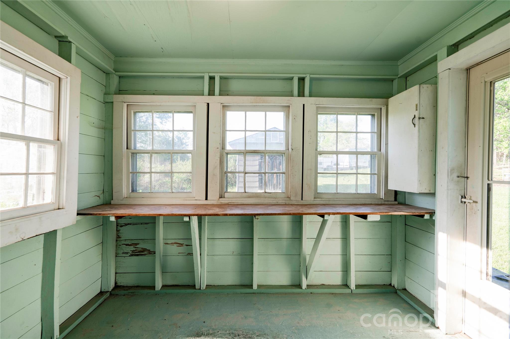 Single Family Residence at 110 Owens Street, Kings Mountain, photo 14 of 16