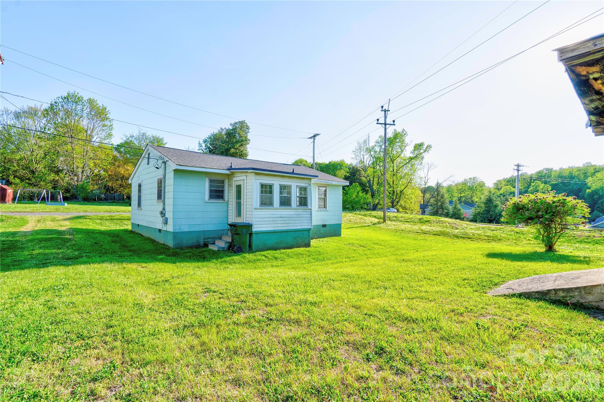 Single Family Residence at 110 Owens Street, Kings Mountain, photo 16 of 16