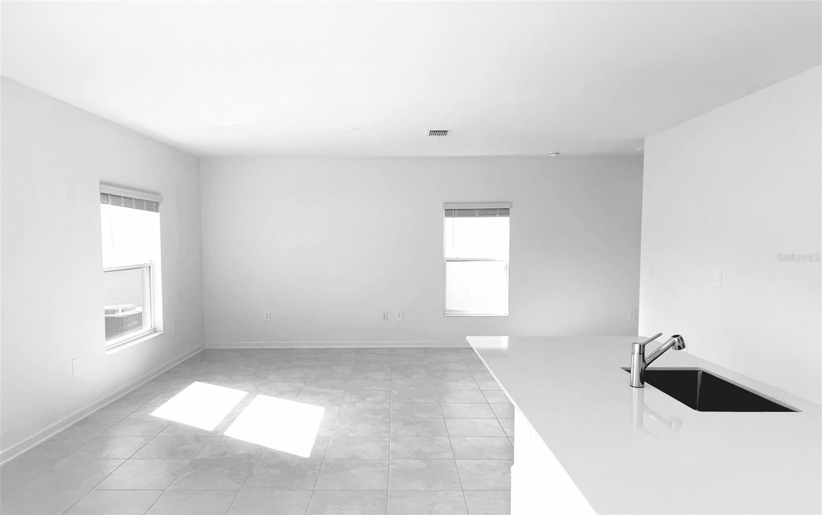 Single Family Residence at 1658 TEAGAN LN, WINTER HAVEN, photo 5 of 30