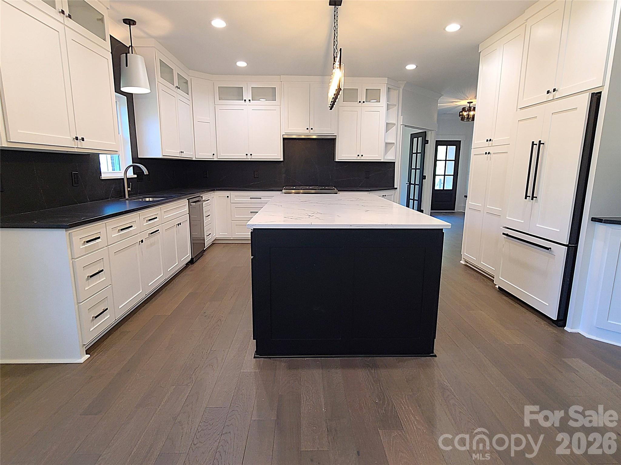Single Family Residence at 444 19th Avenue Circle NW, Hickory, photo 10 of 48