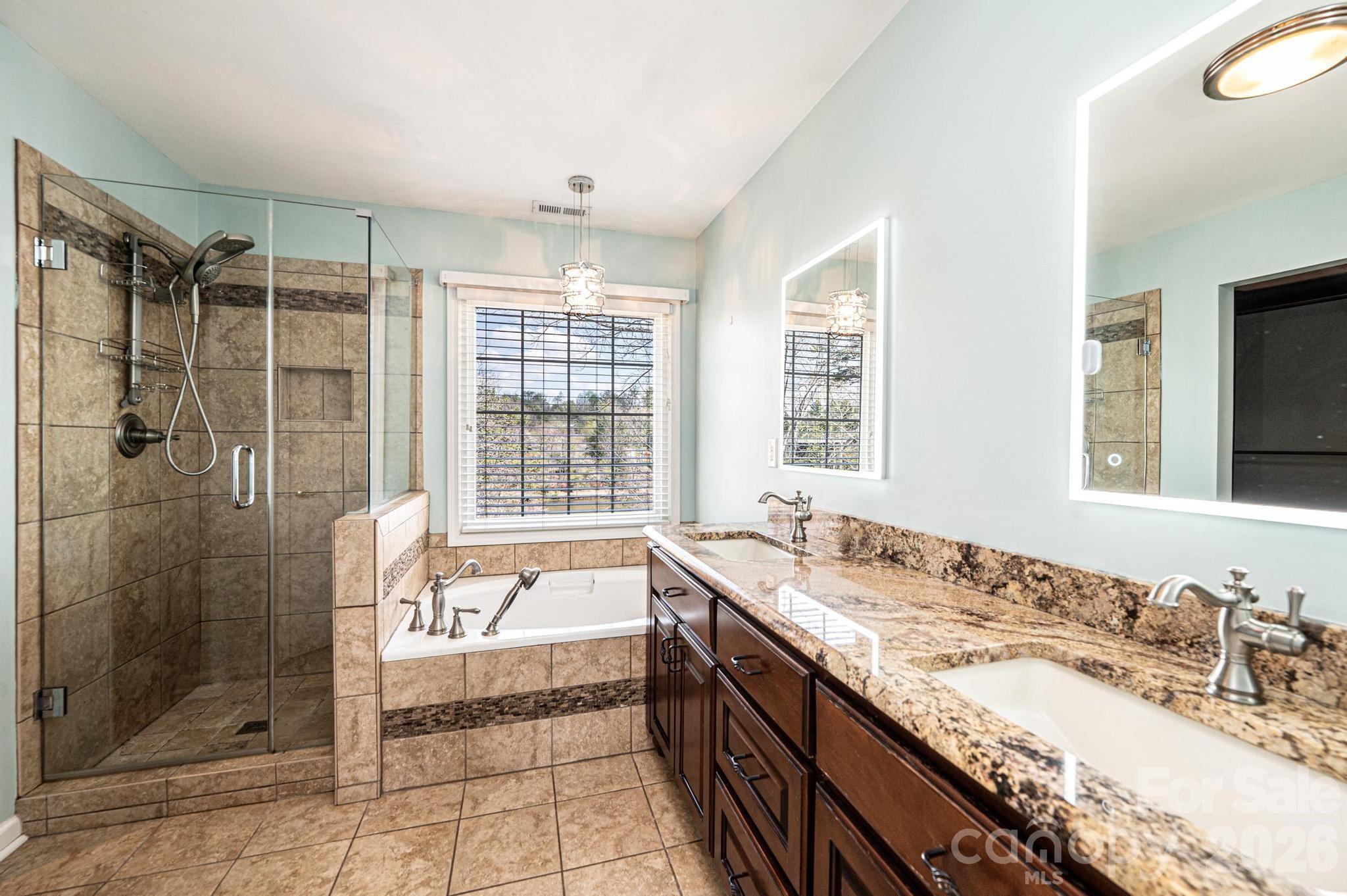Single Family Residence at 4726 Crystal Falls Avenue, Hickory, photo 23 of 45