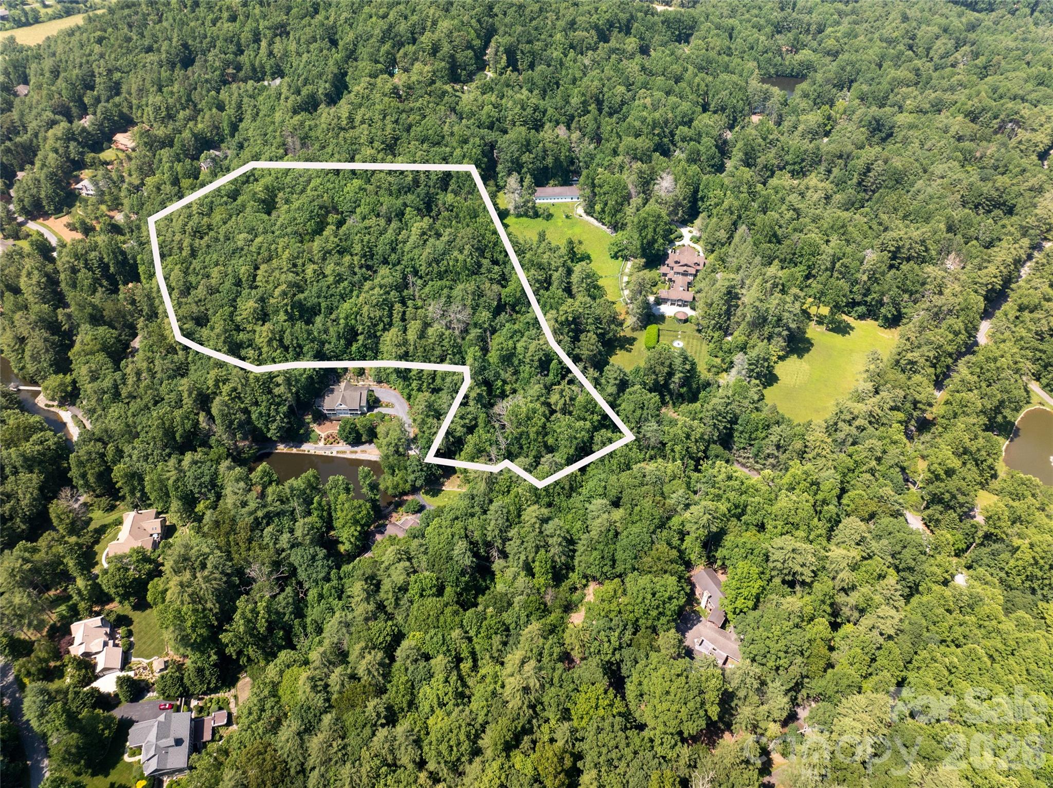 Single Family Residence at 34 Oak Gate Drive, Hendersonville, photo 16 of 16