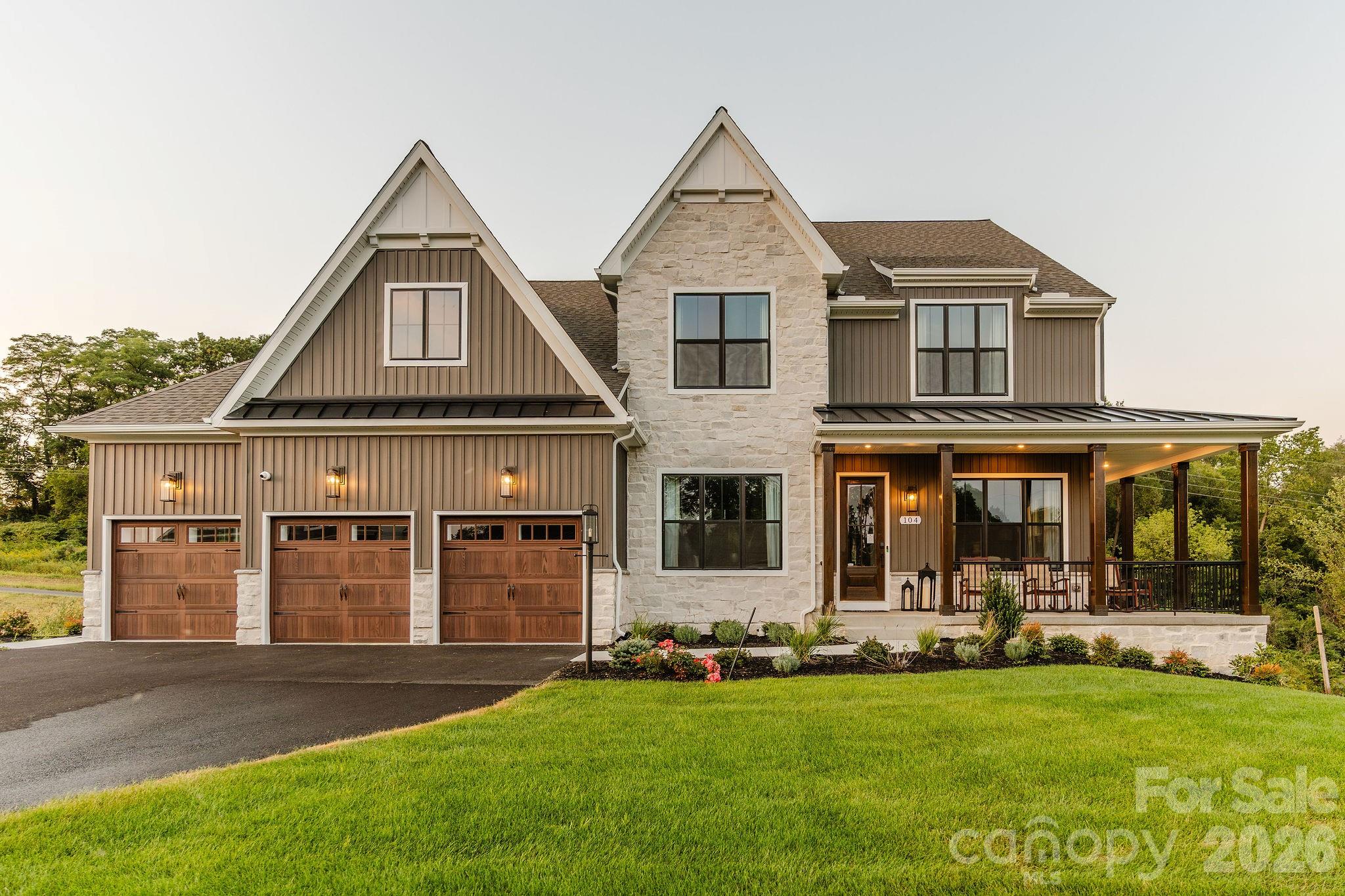 1079 Edgewater Drive