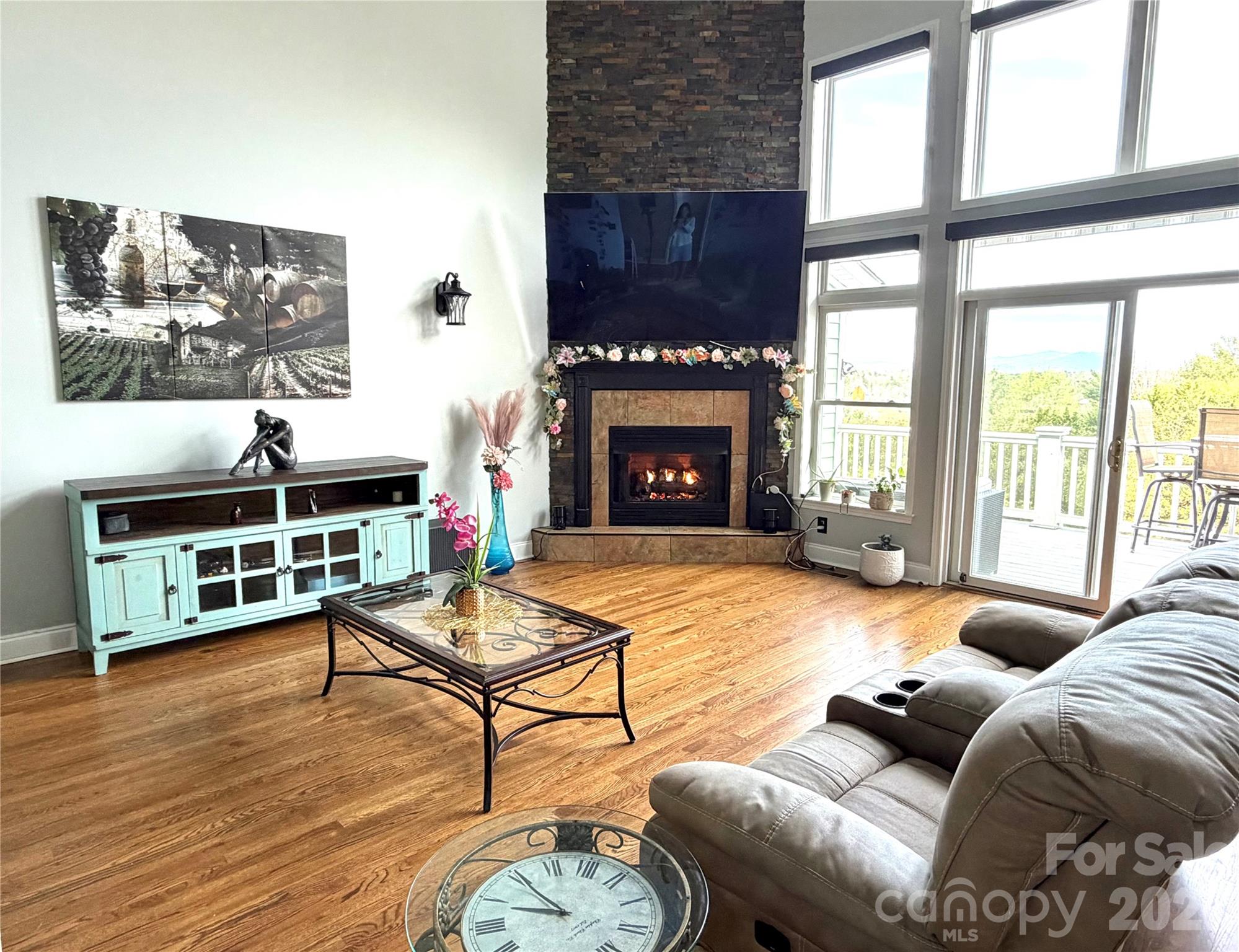 livingroom with fireplace - 5 Gemini Heights, Weaverville
