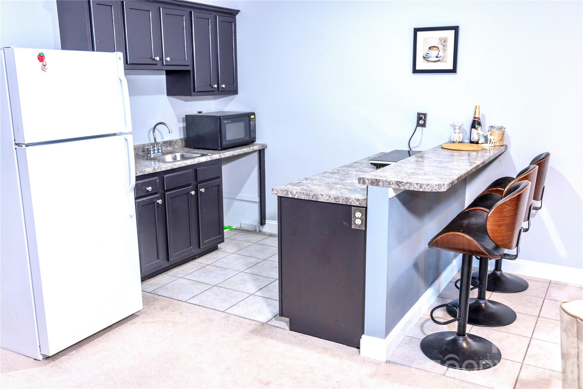 lower family room with kitchenett - 5 Gemini Heights, Weaverville