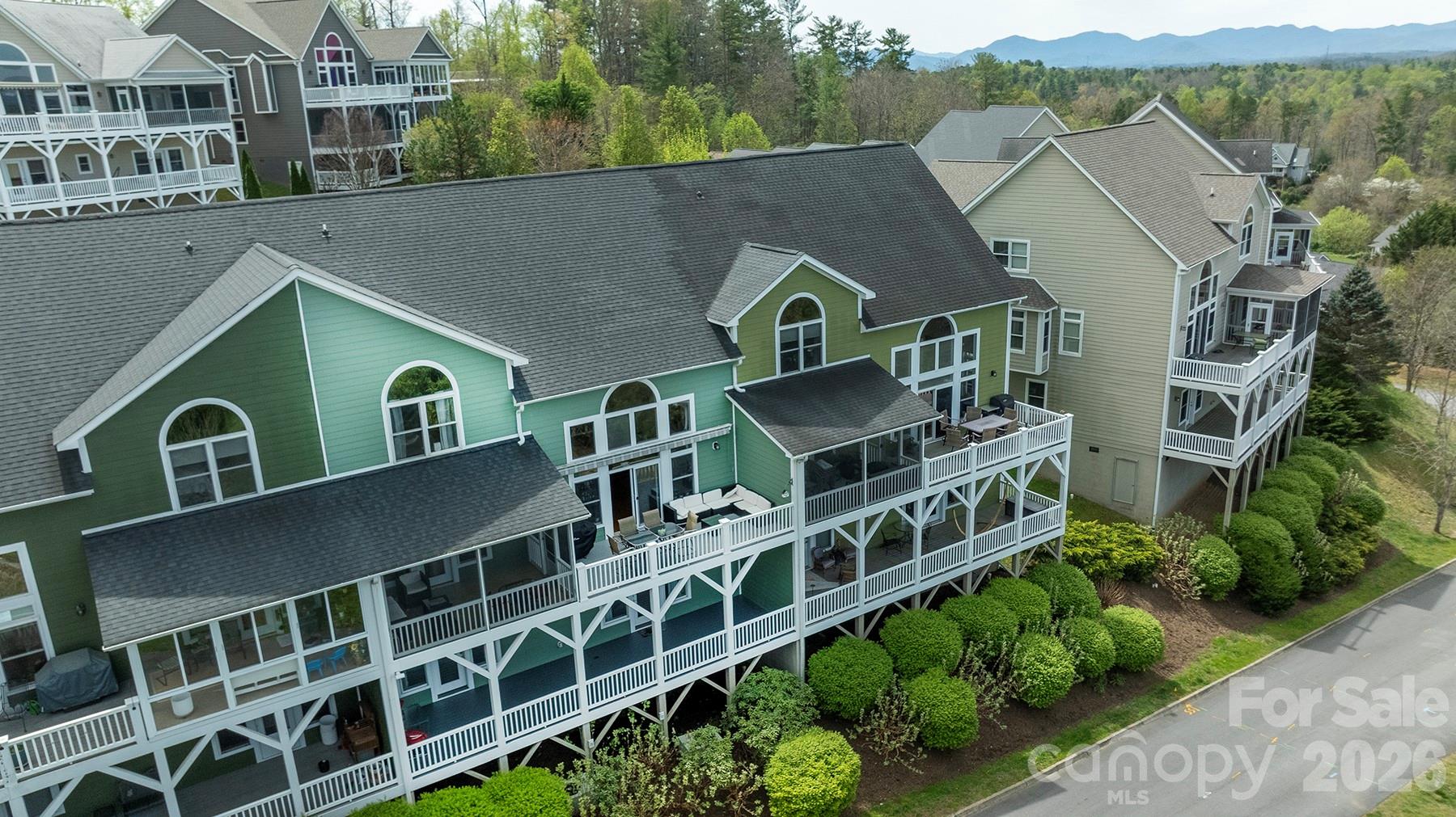 Townhouse at 5 Gemini Heights, Weaverville, photo 45 of 47