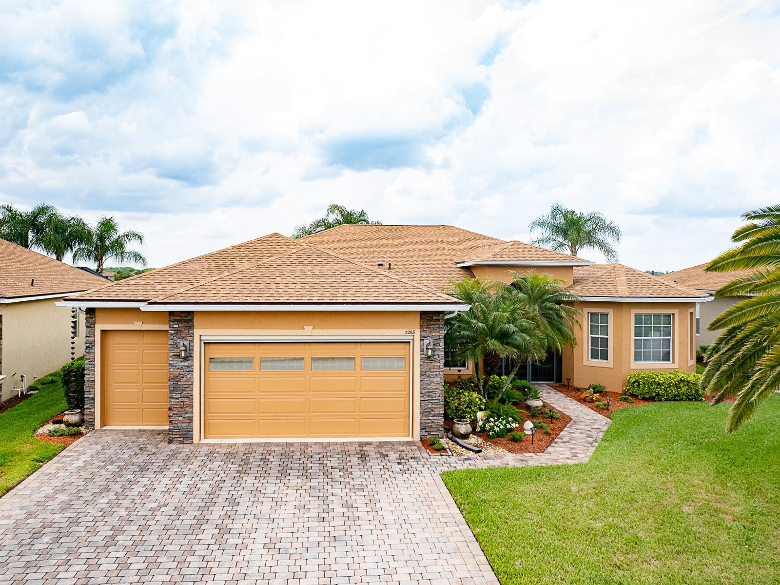 Single Family Residence at 5268 PEBBLE BEACH BLVD, WINTER HAVEN, photo 4 of 75