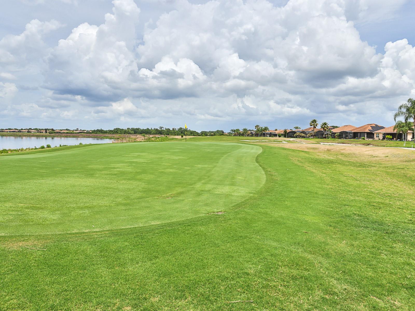 Single Family Residence at 5268 PEBBLE BEACH BLVD, WINTER HAVEN, photo 9 of 75