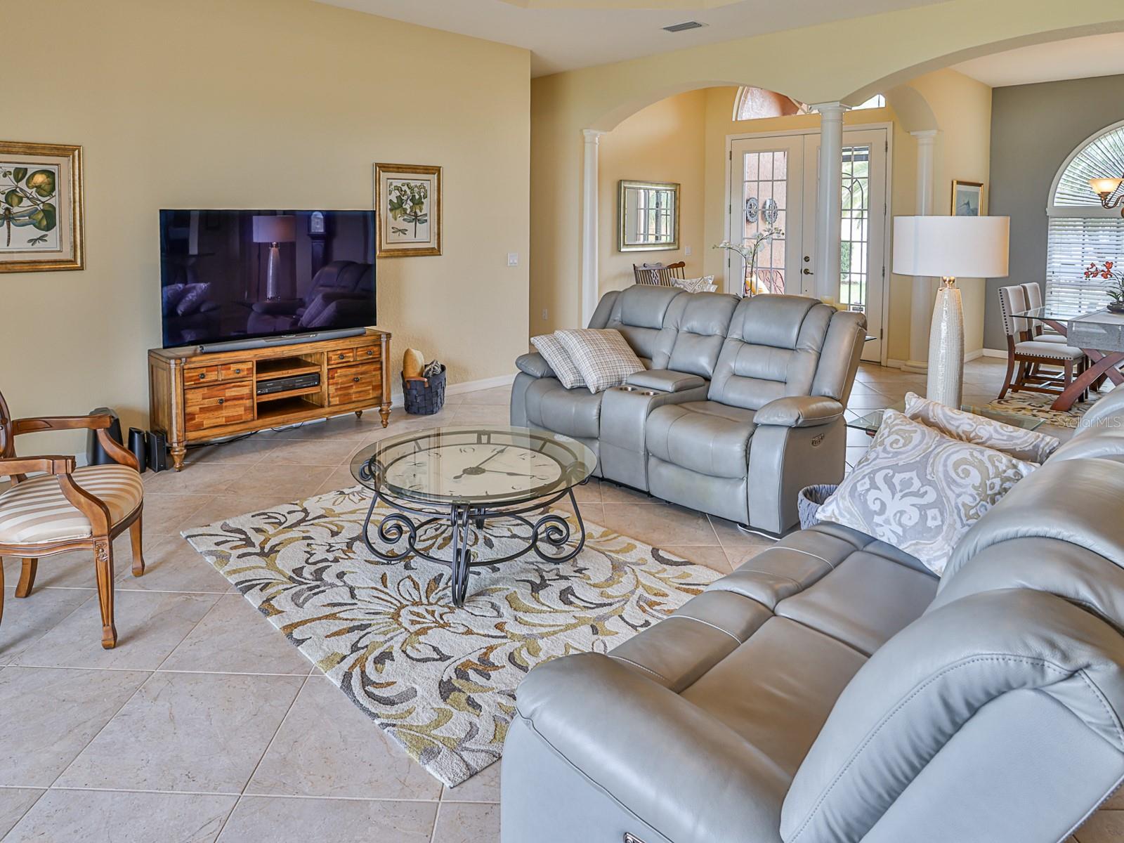 Single Family Residence at 5268 PEBBLE BEACH BLVD, WINTER HAVEN, photo 15 of 75