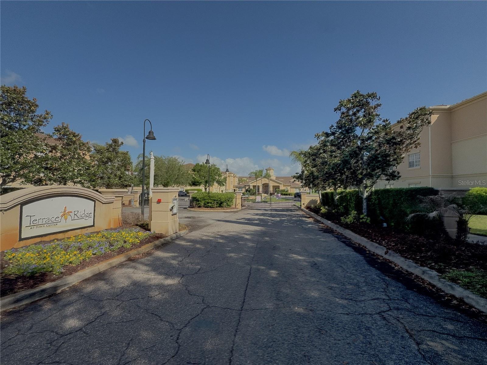 Gated Entrance - 204 TERRACE RIDGE CIR #204, DAVENPORT