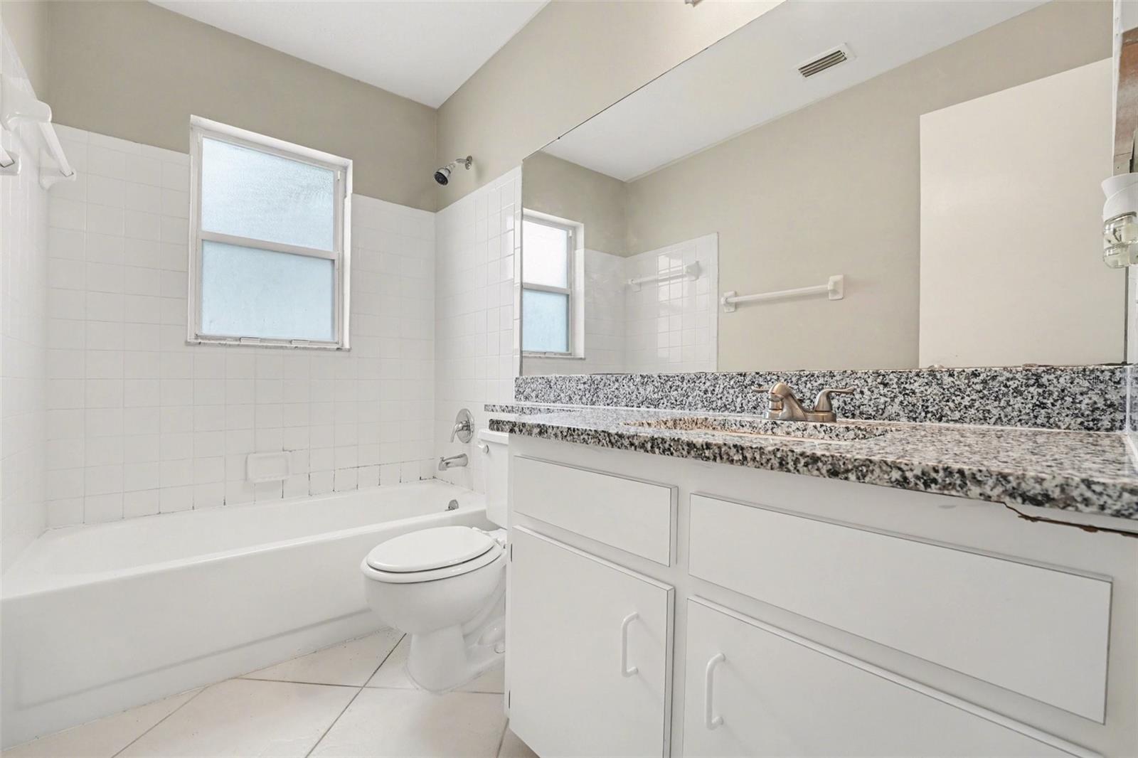 Single Family Residence at 204 KINGSHILL CT SE, WINTER HAVEN, photo 17 of 20