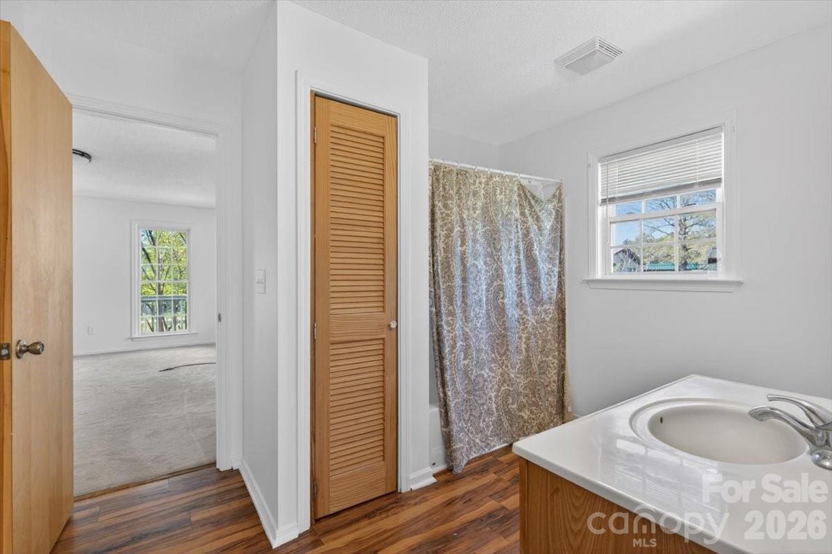 Single Family Residence at 2976 / 2980 Propst Road, Clover, photo 14 of 40