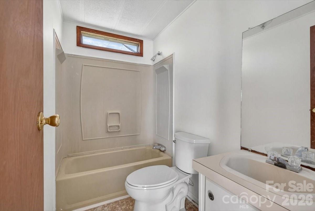 Single Family Residence at 2976 / 2980 Propst Road, Clover, photo 30 of 40
