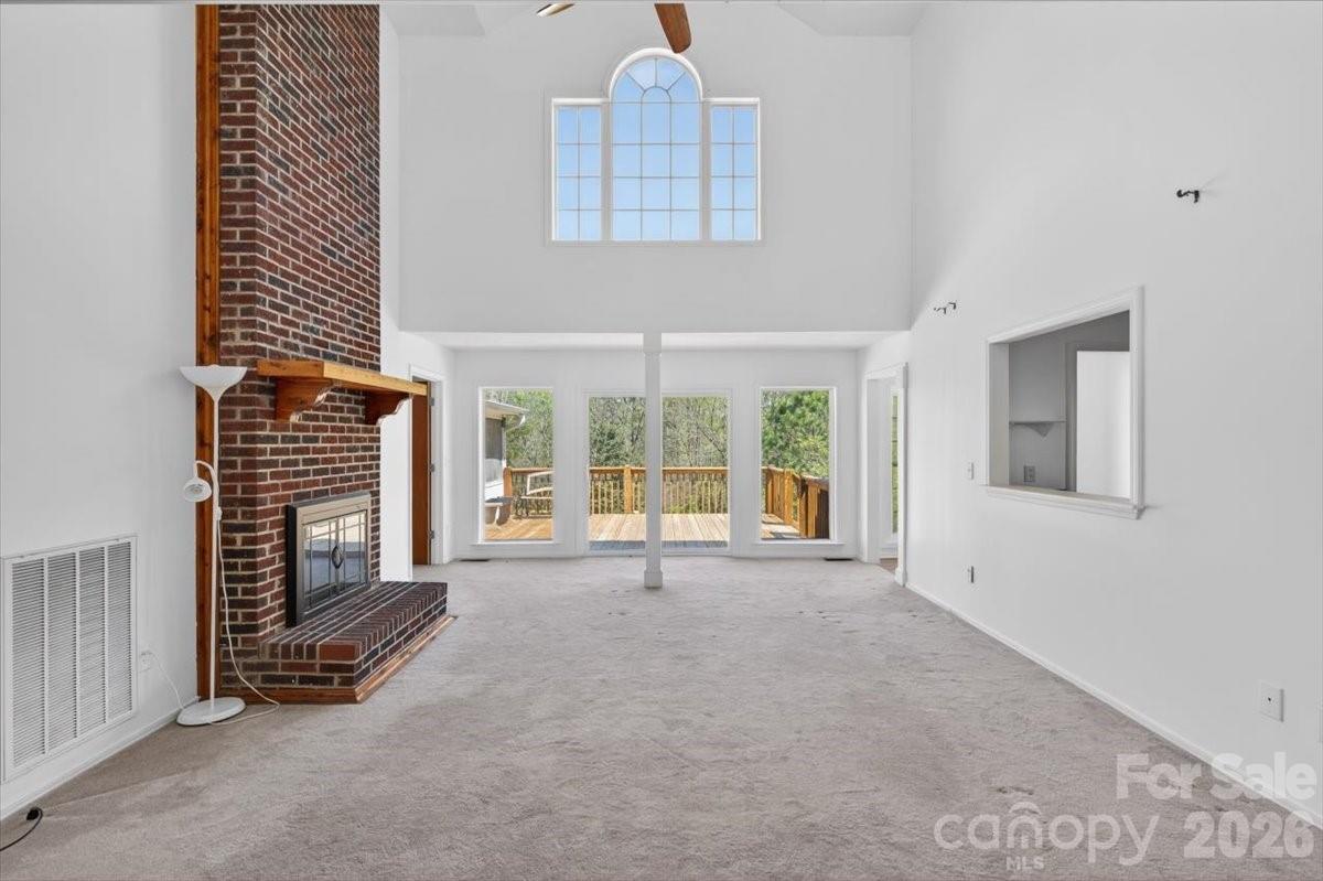 Single Family Residence at 2976 / 2980 Propst Road, Clover, photo 18 of 40
