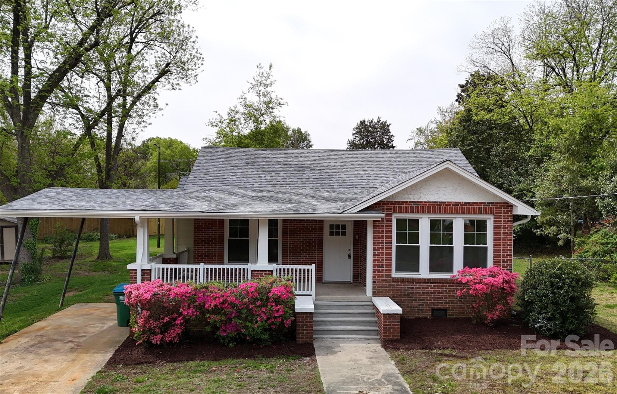 Single Family Residence at 307 W Washington Avenue, Bessemer City, photo 6 of 18