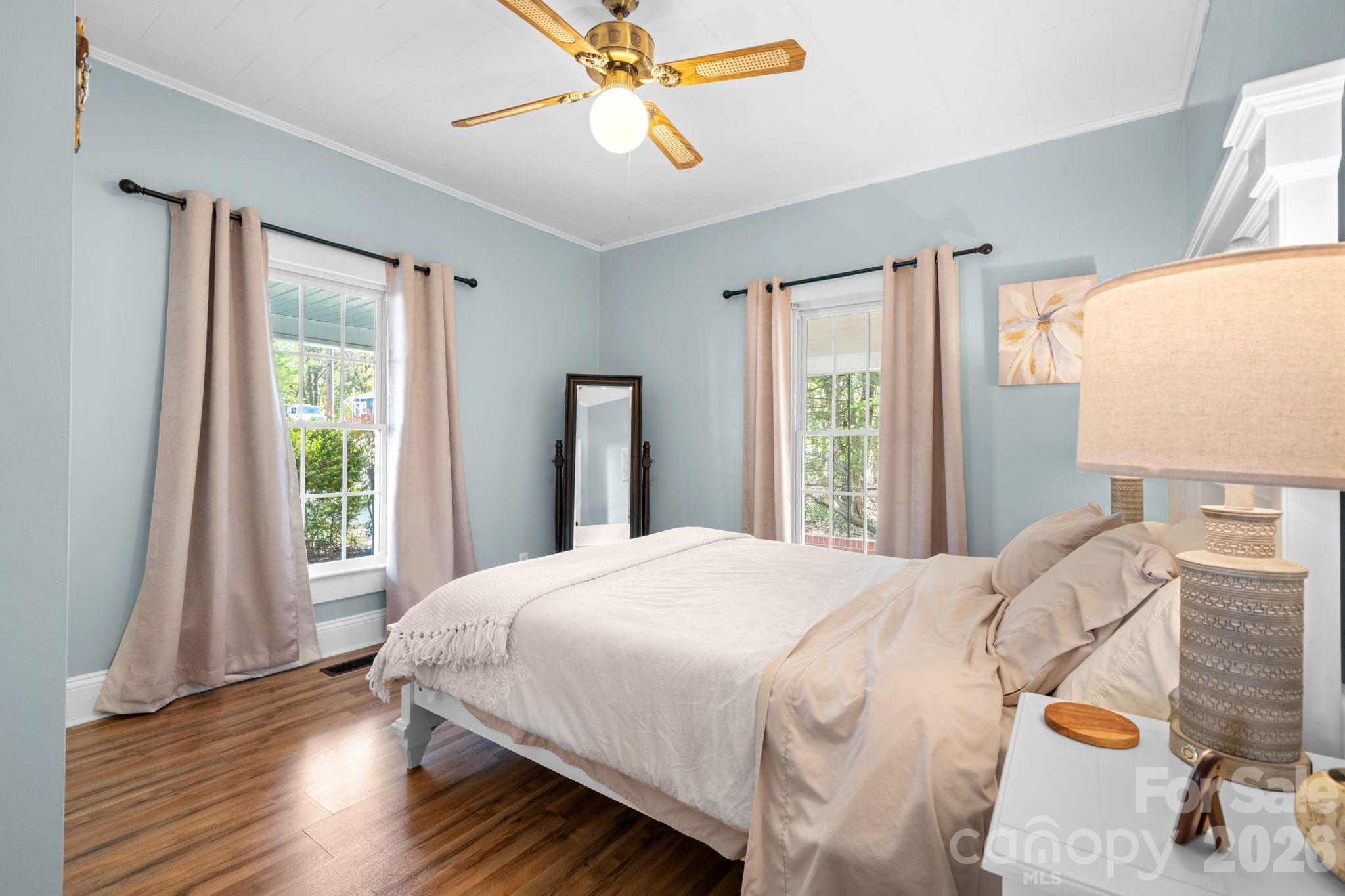 Single Family Residence at 304 Garrou Avenue SE, Valdese, photo 6 of 16