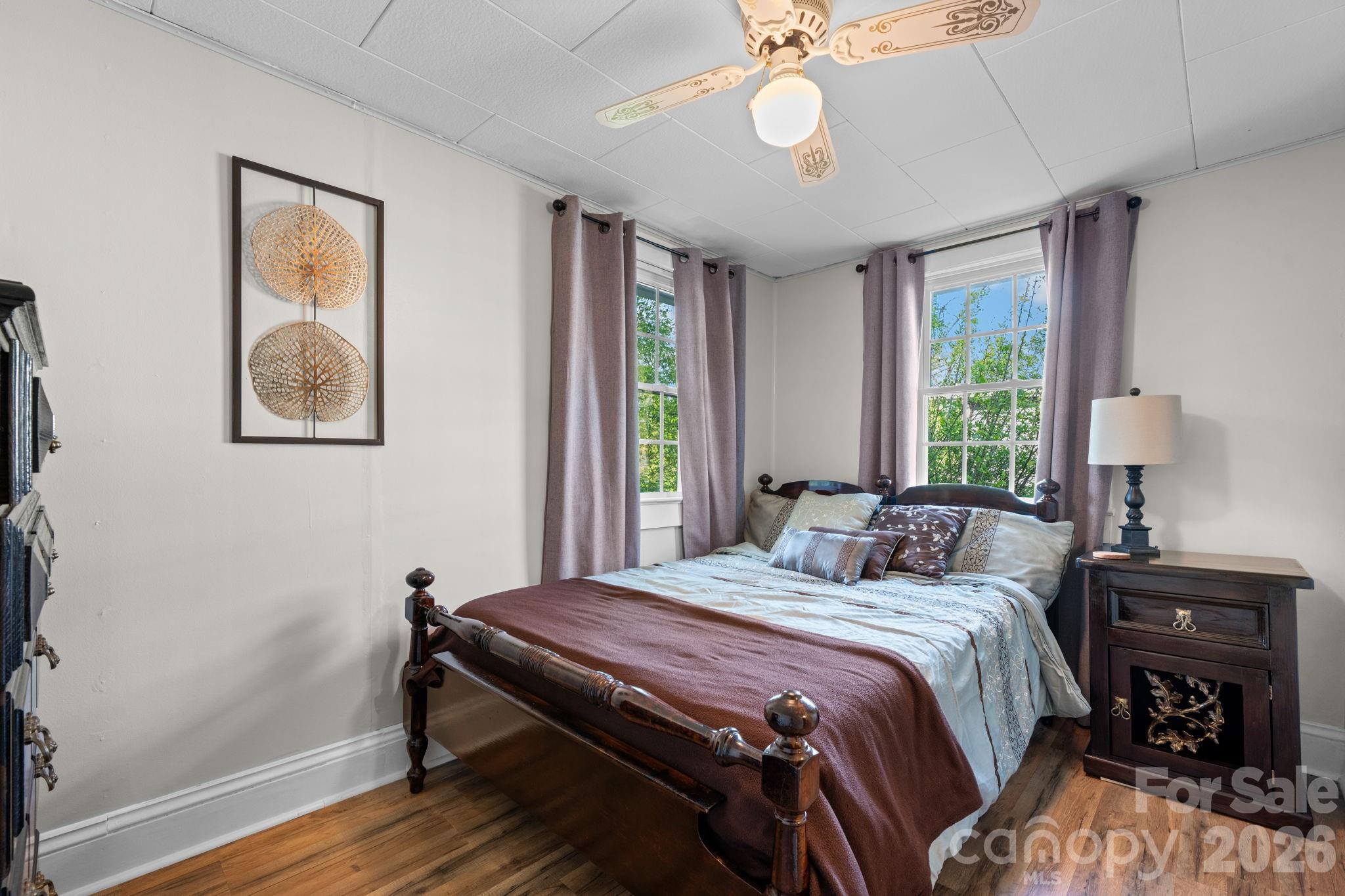 Single Family Residence at 304 Garrou Avenue SE, Valdese, photo 11 of 16