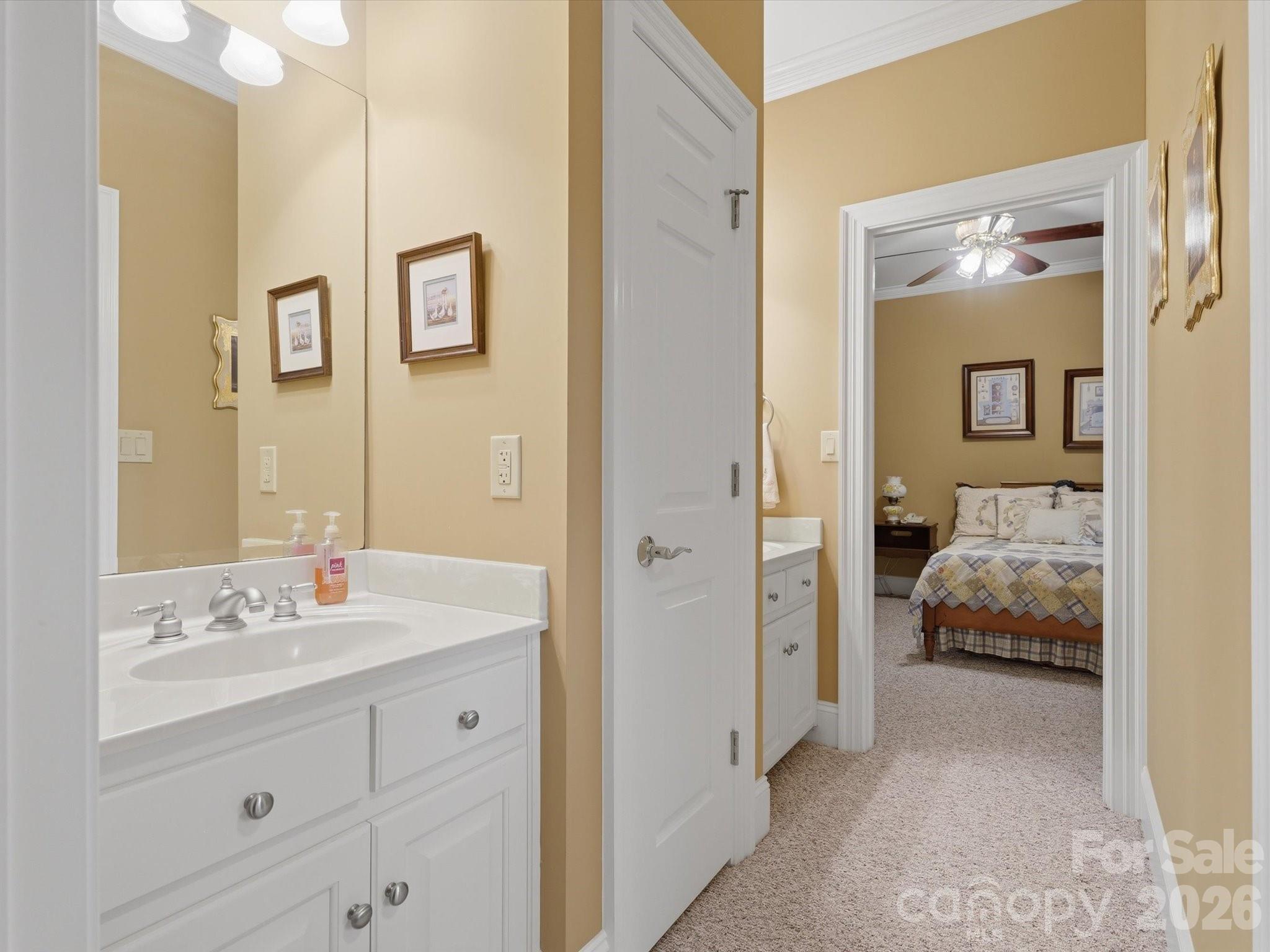 Shared bath with both bedrooms. Separate shower/tub toilet area. - 1215 Rosa Drive, Monroe