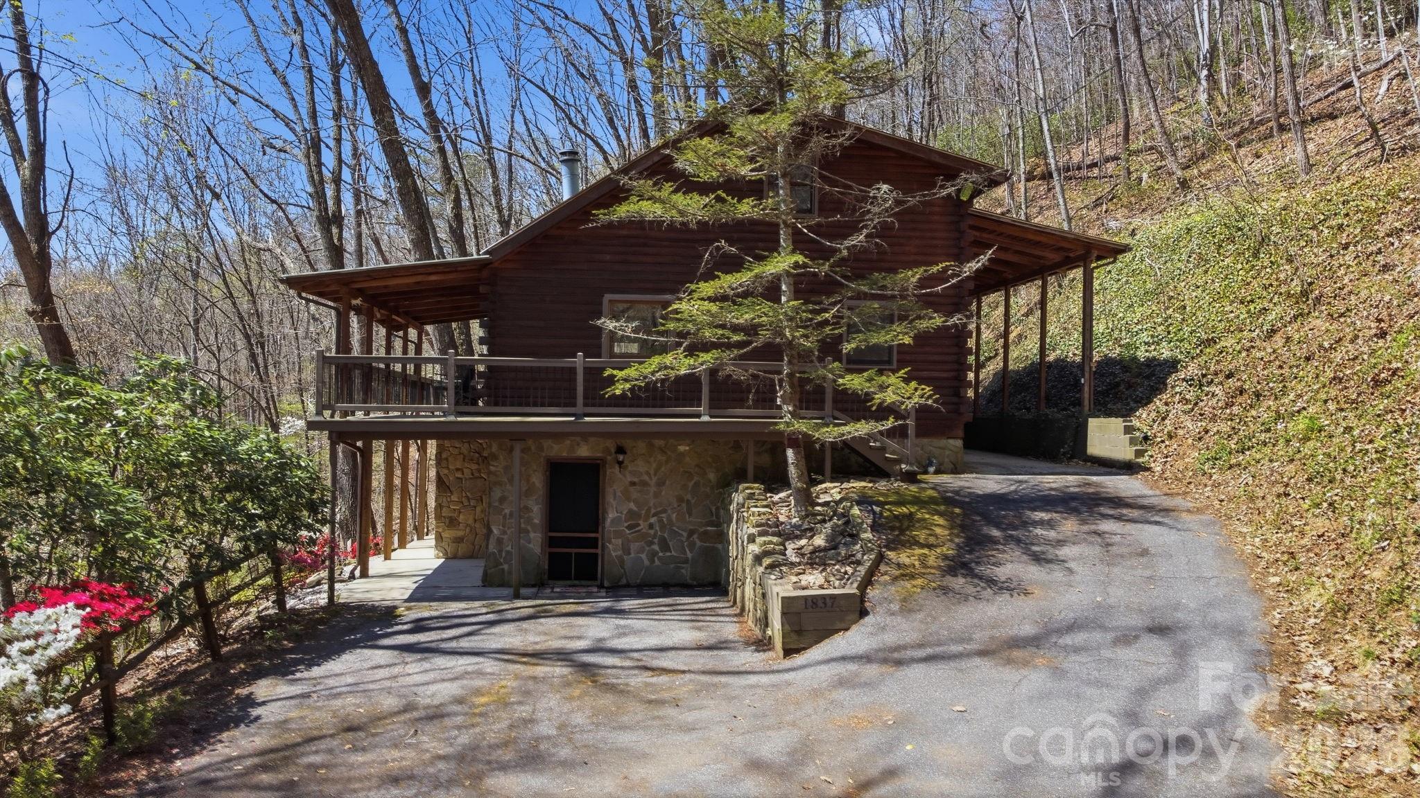 Single Family Residence at 1837 E Alarka Road, Bryson City, photo 8 of 39